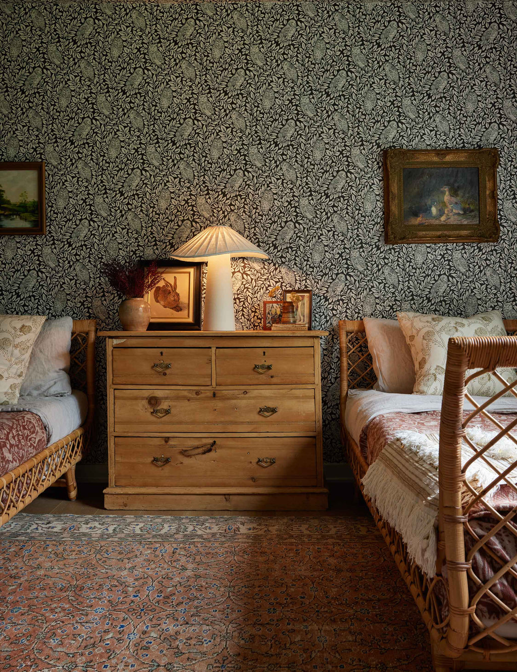 Lulu and Georgia - Snoh Table Lamp