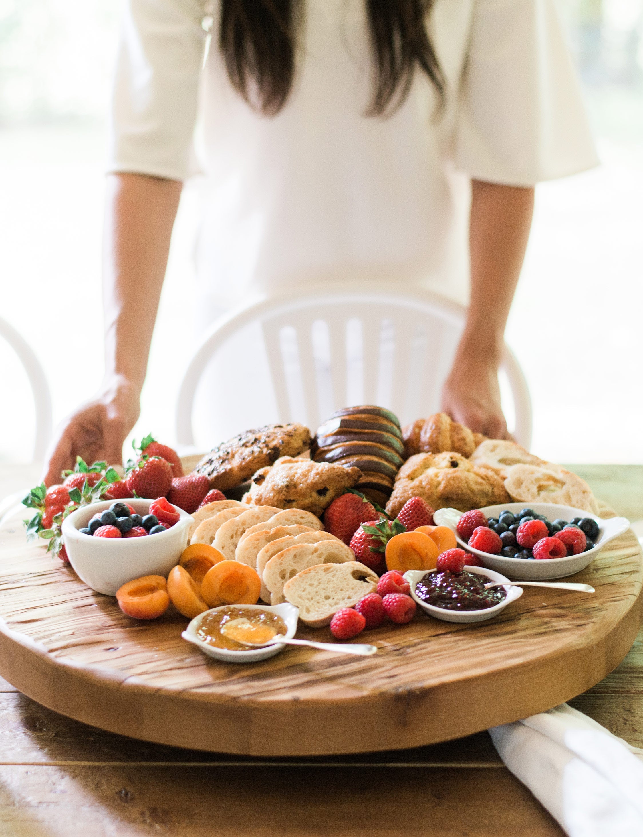 Lulu and Georgia - Classic Trivet Top Lazy Susan