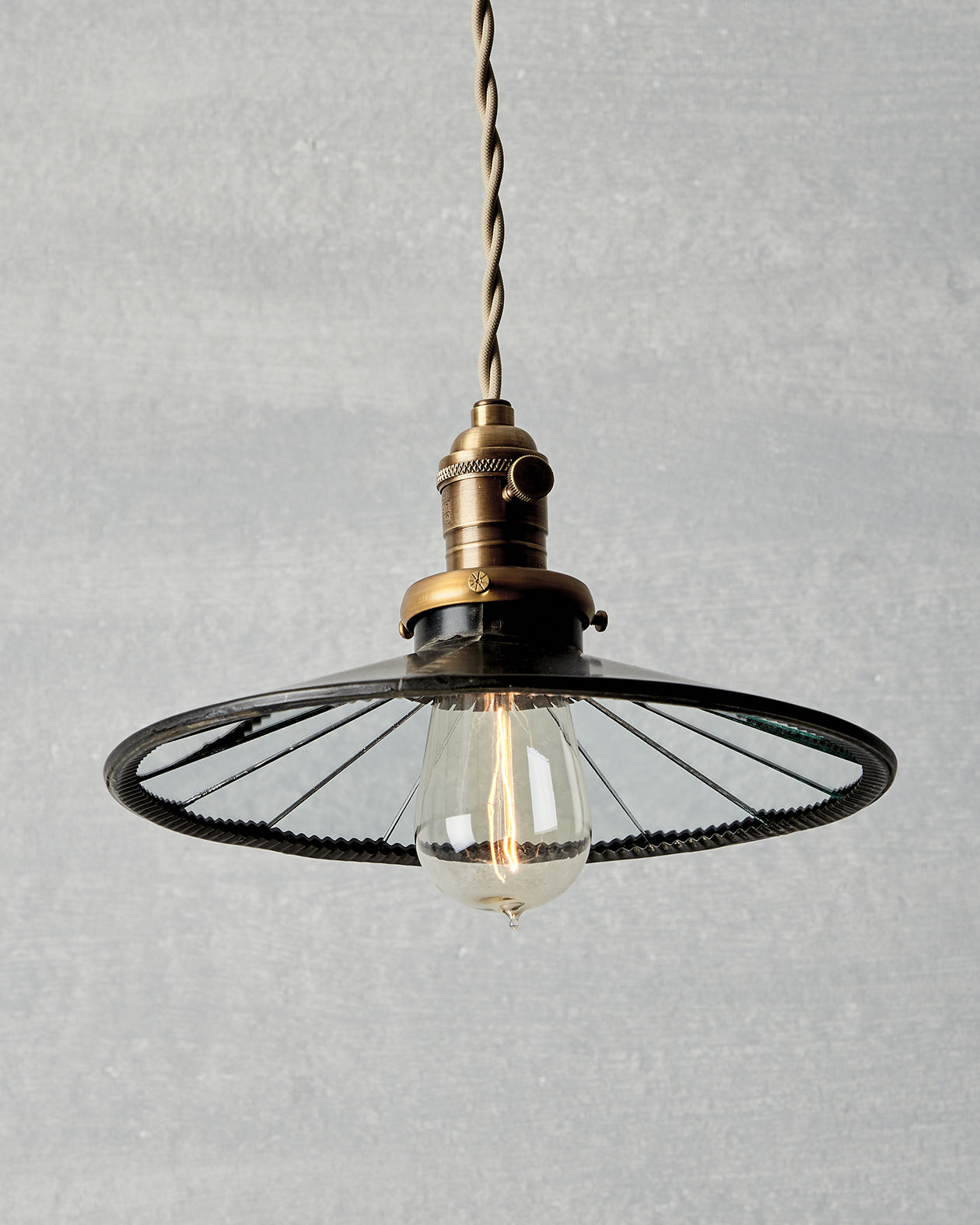 RTO Lighting - CLASSIC MIRROR PENDANT