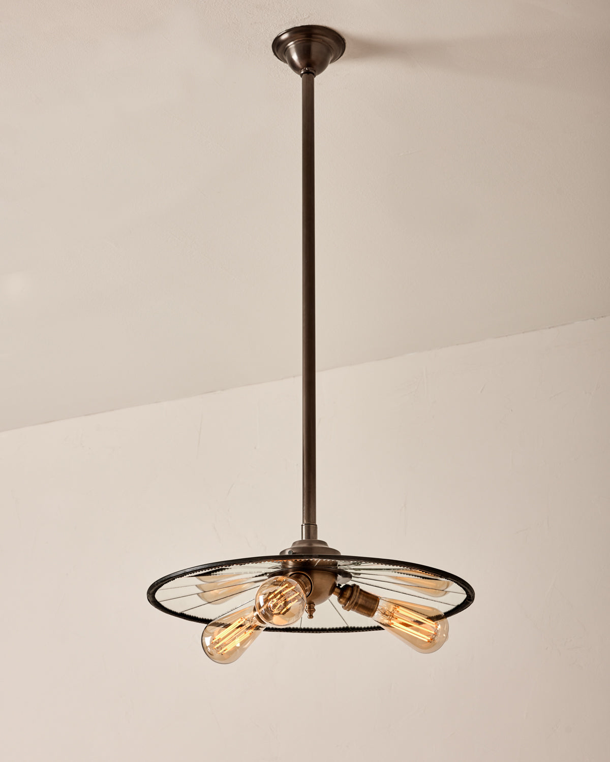 Lostine - Classic Mirror Operating Light
