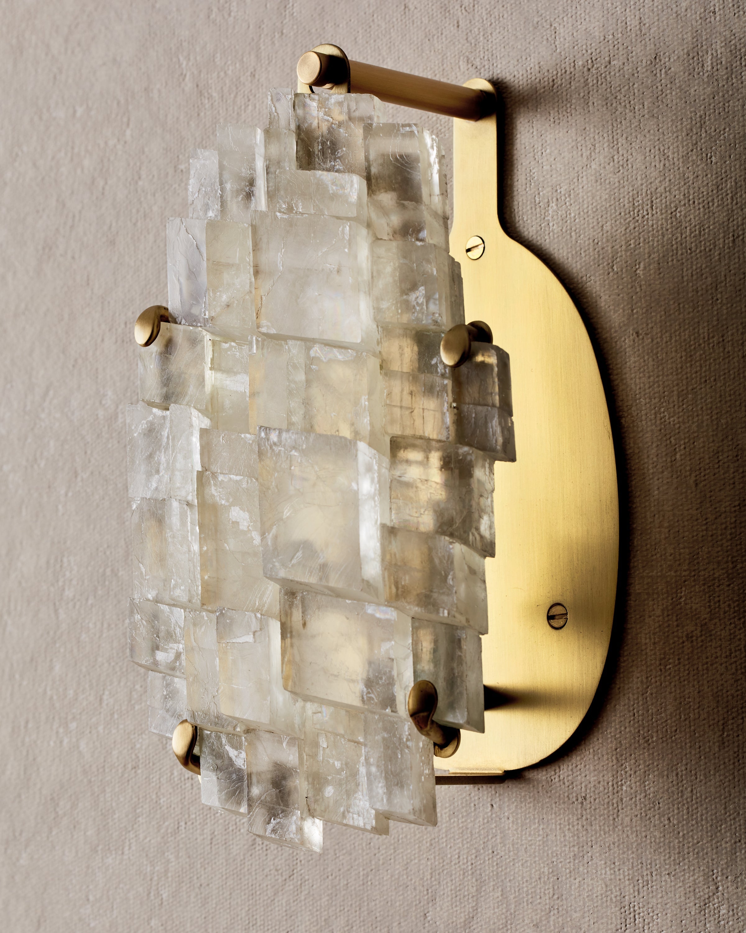 RTO Lighting - MONROE ICELANDIC SPAR SCONCE