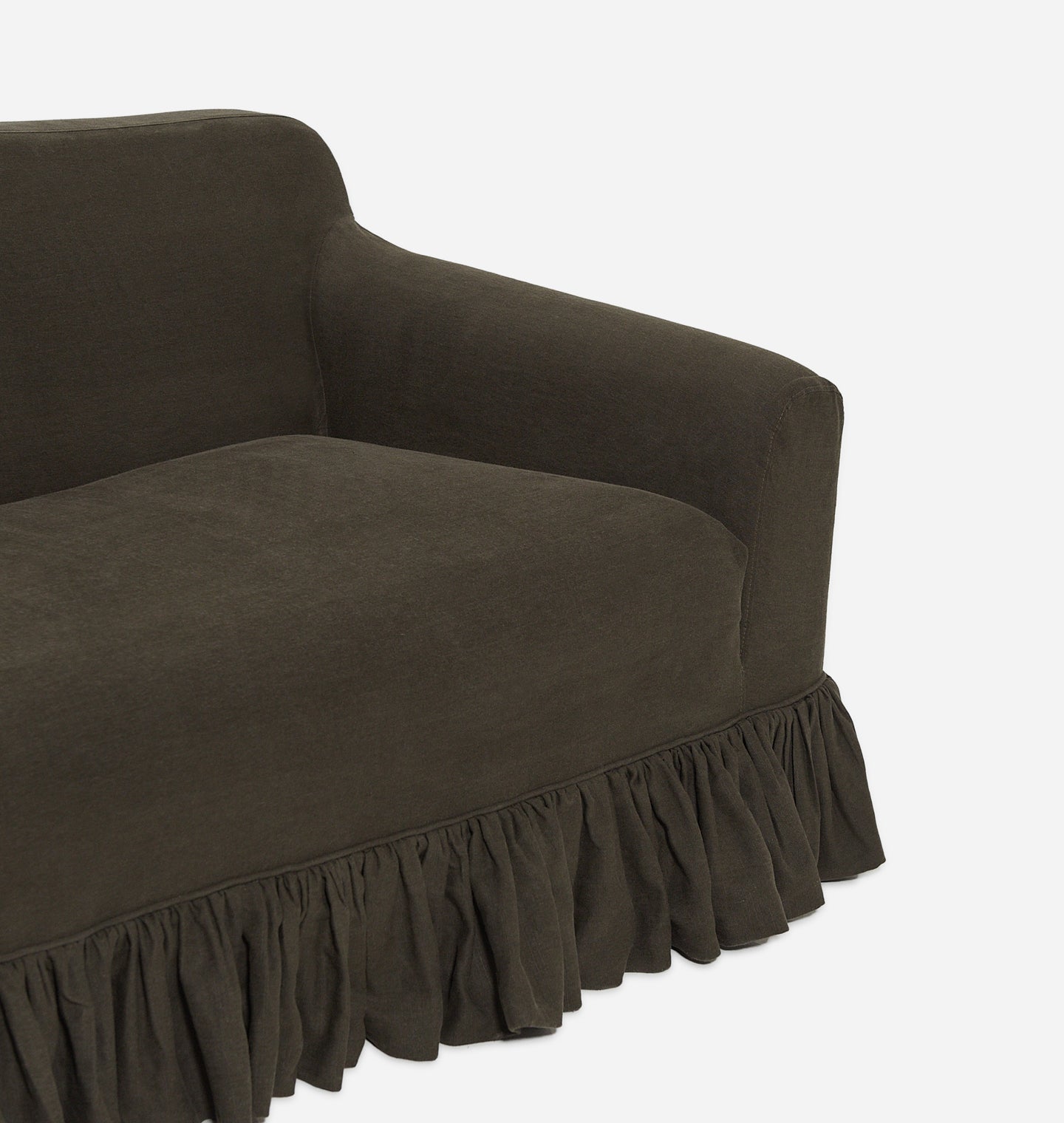 Amber Interiors - Rhodes Skirted Slipcovered Sofa