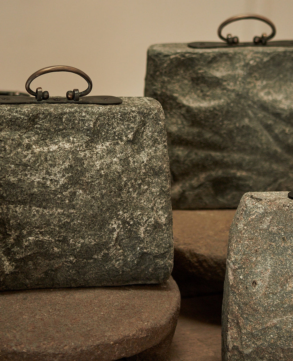 Olive Ateliers - River Rock Bag