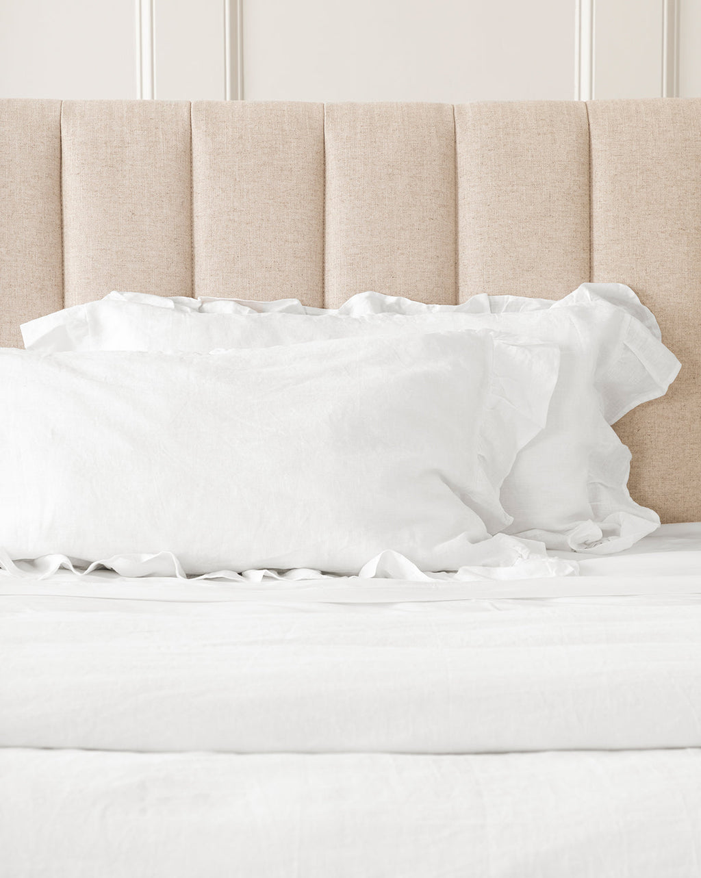 McGee & Co - Ruffle White Linen Shams (Set of 2)