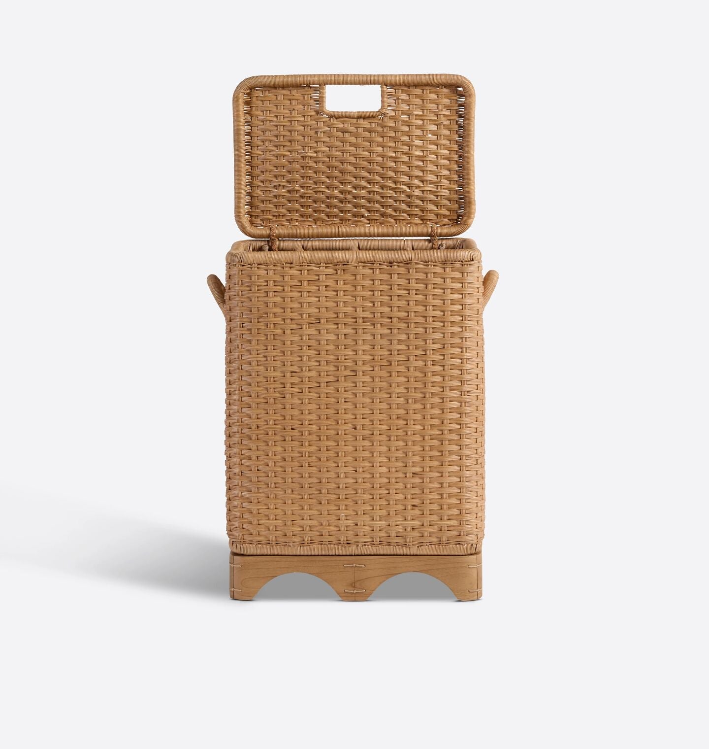 Amber Interiors - June Laundry Hamper