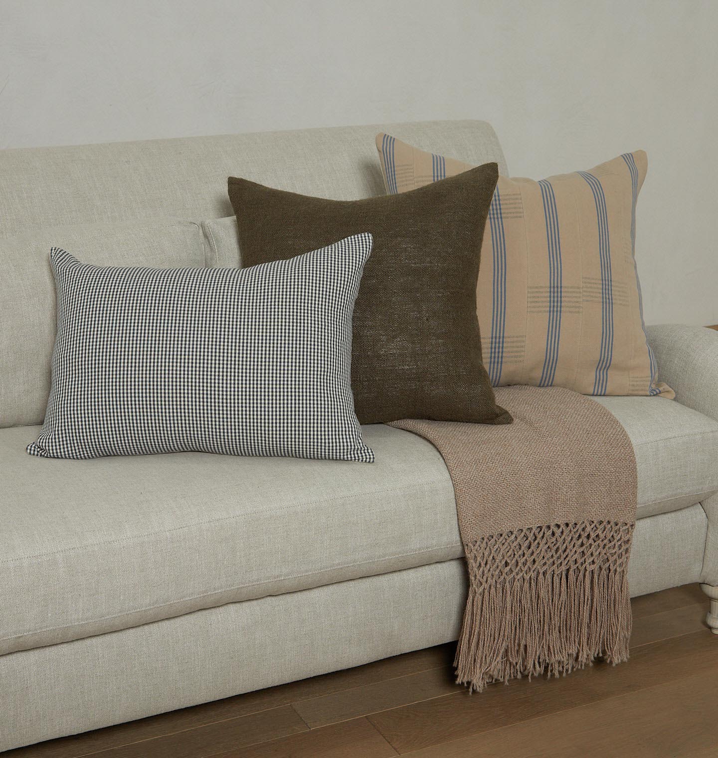 Amber Interiors - Pillow Bundle SAI.III