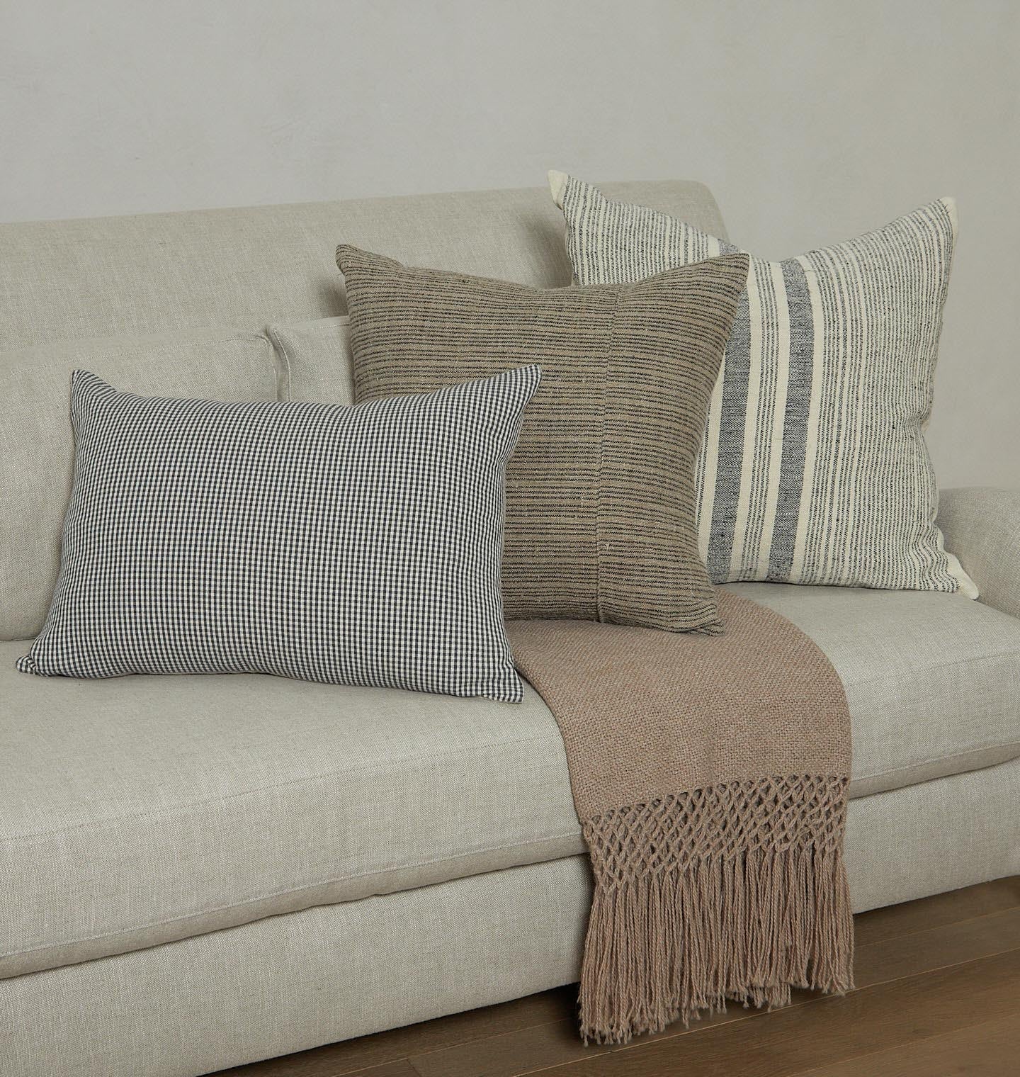 Amber Interiors - Pillow Bundle SAI.VI