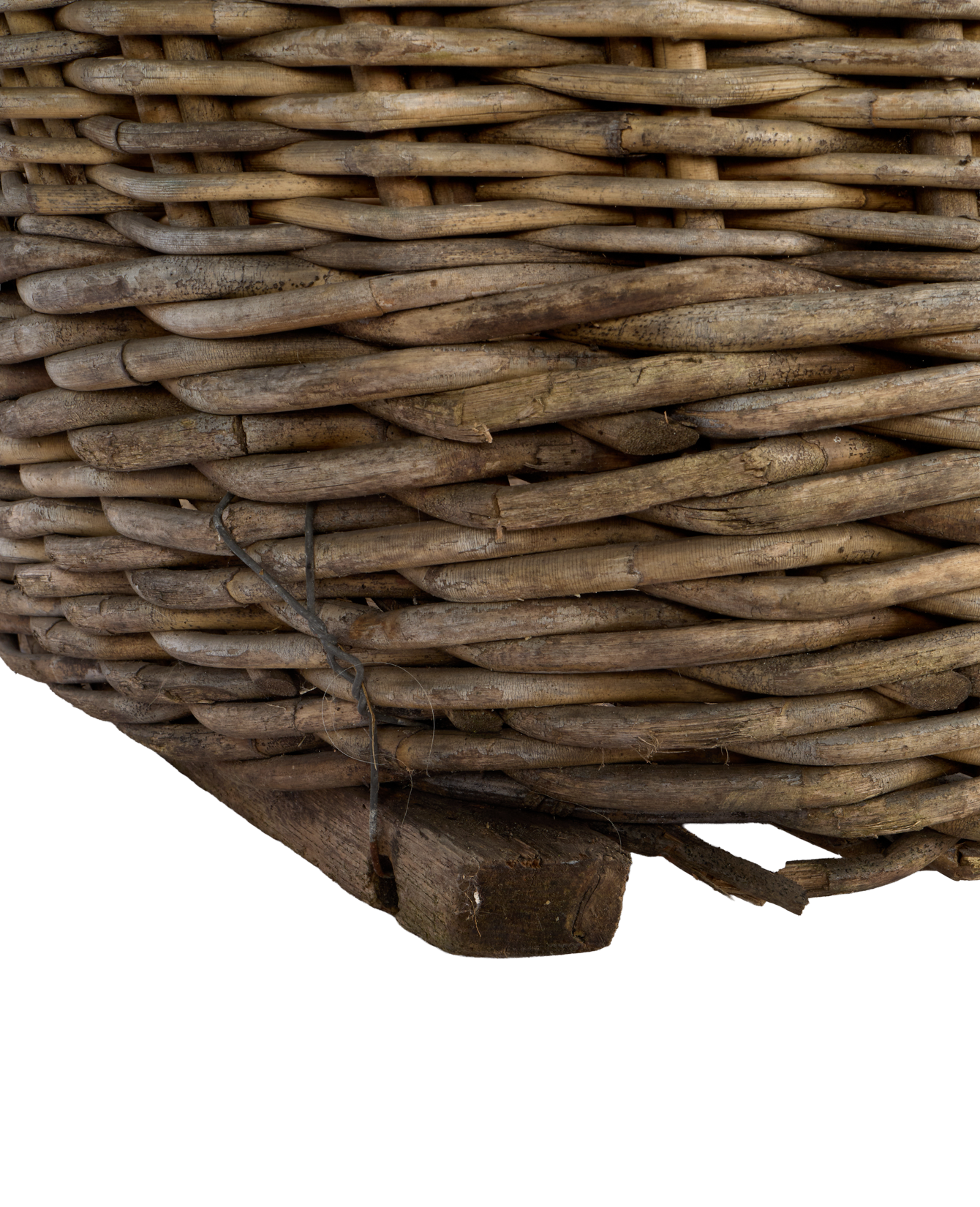 Olive Ateliers - Champagne Grape Basket