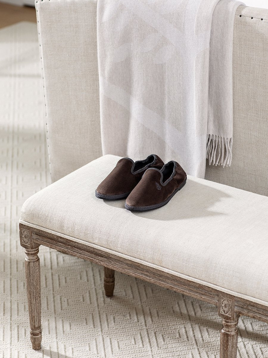 Four Seasons - Velvet Slippers