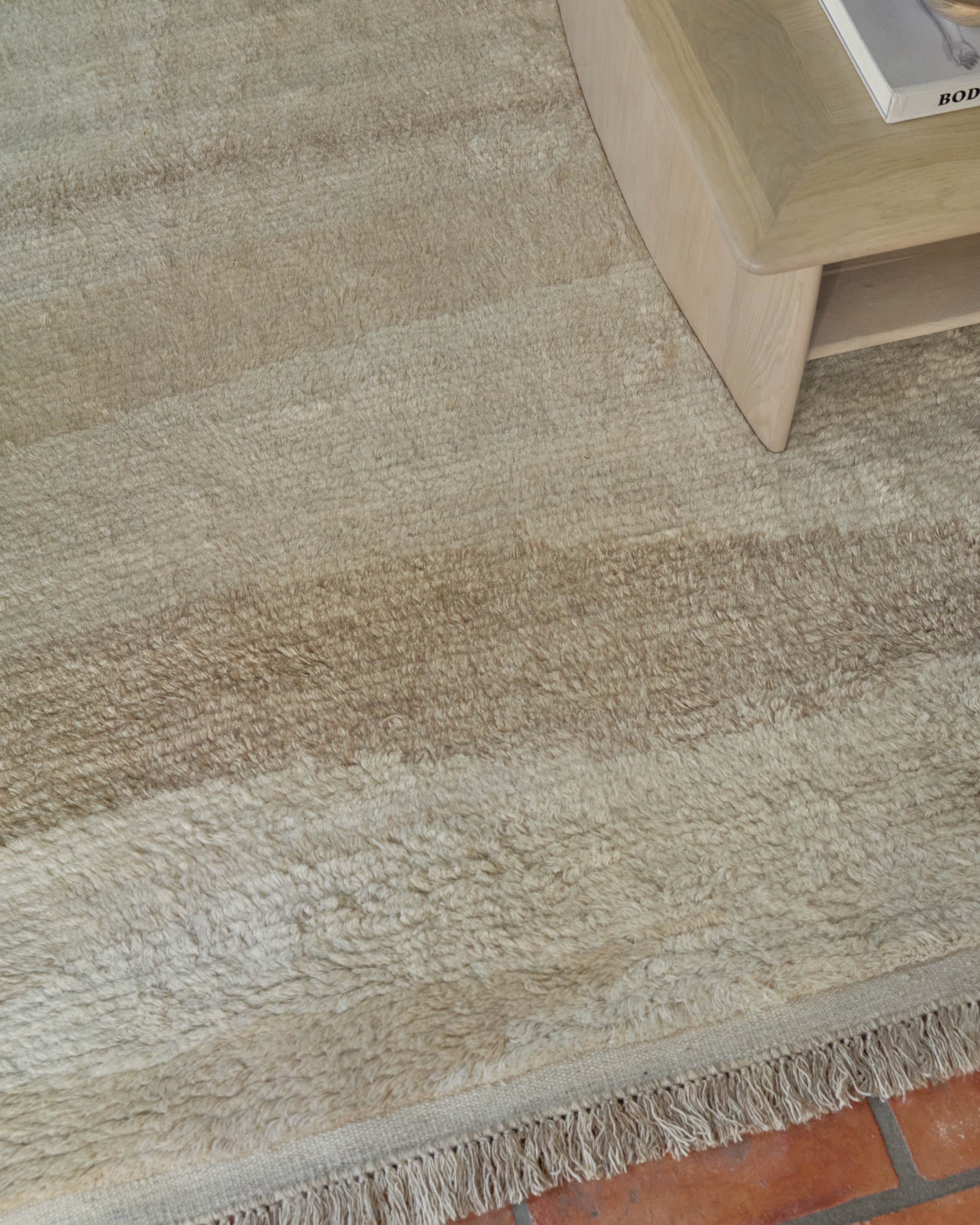 Lulu and Georgia - Shari Hand - Knotted Wool Rug Swatch 18" x 18"