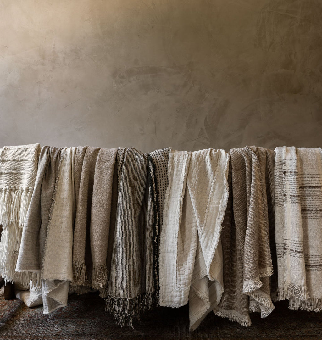 Amber Interiors - Unu Throw Blanket