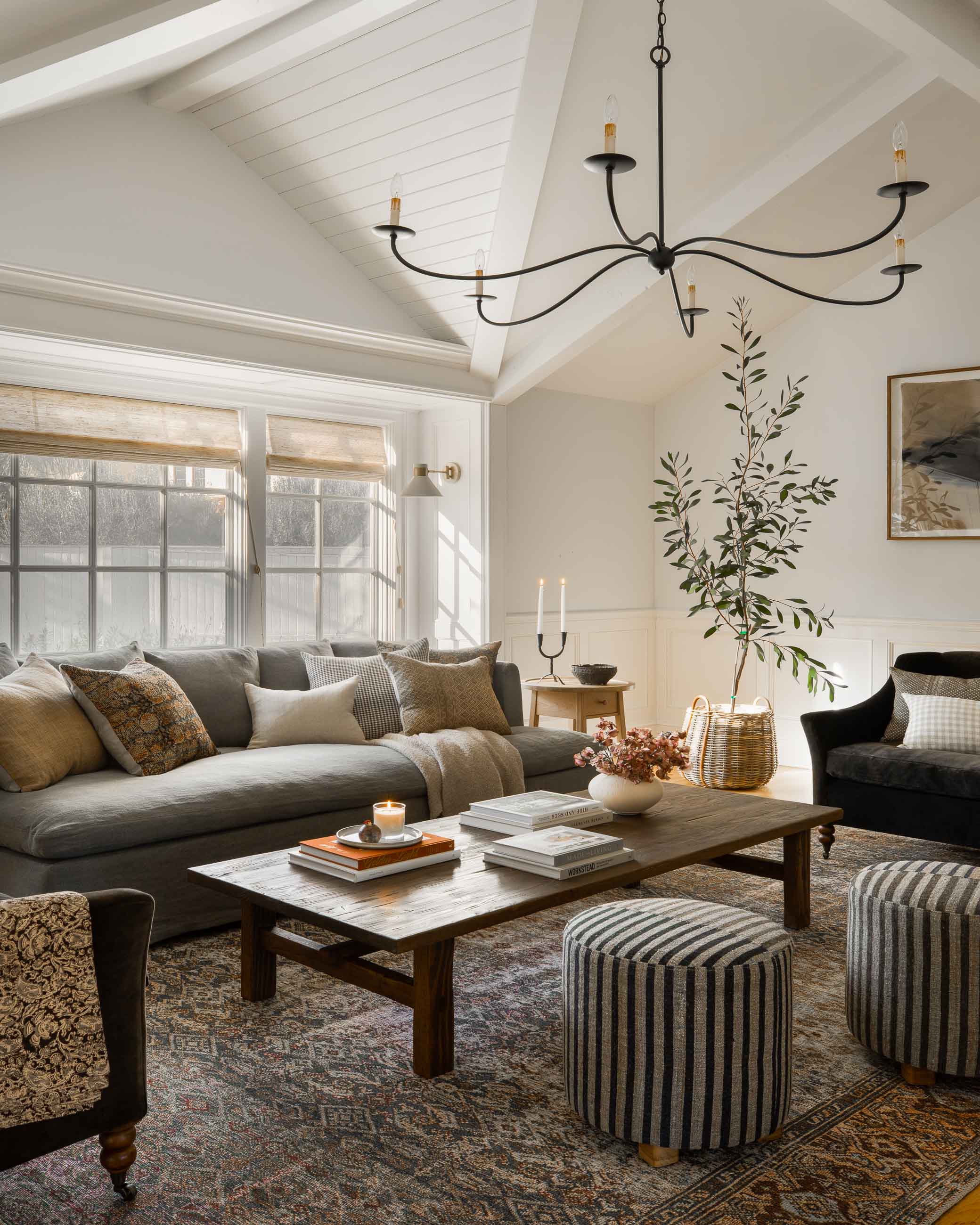 Amber Interiors - Ashley Sofa