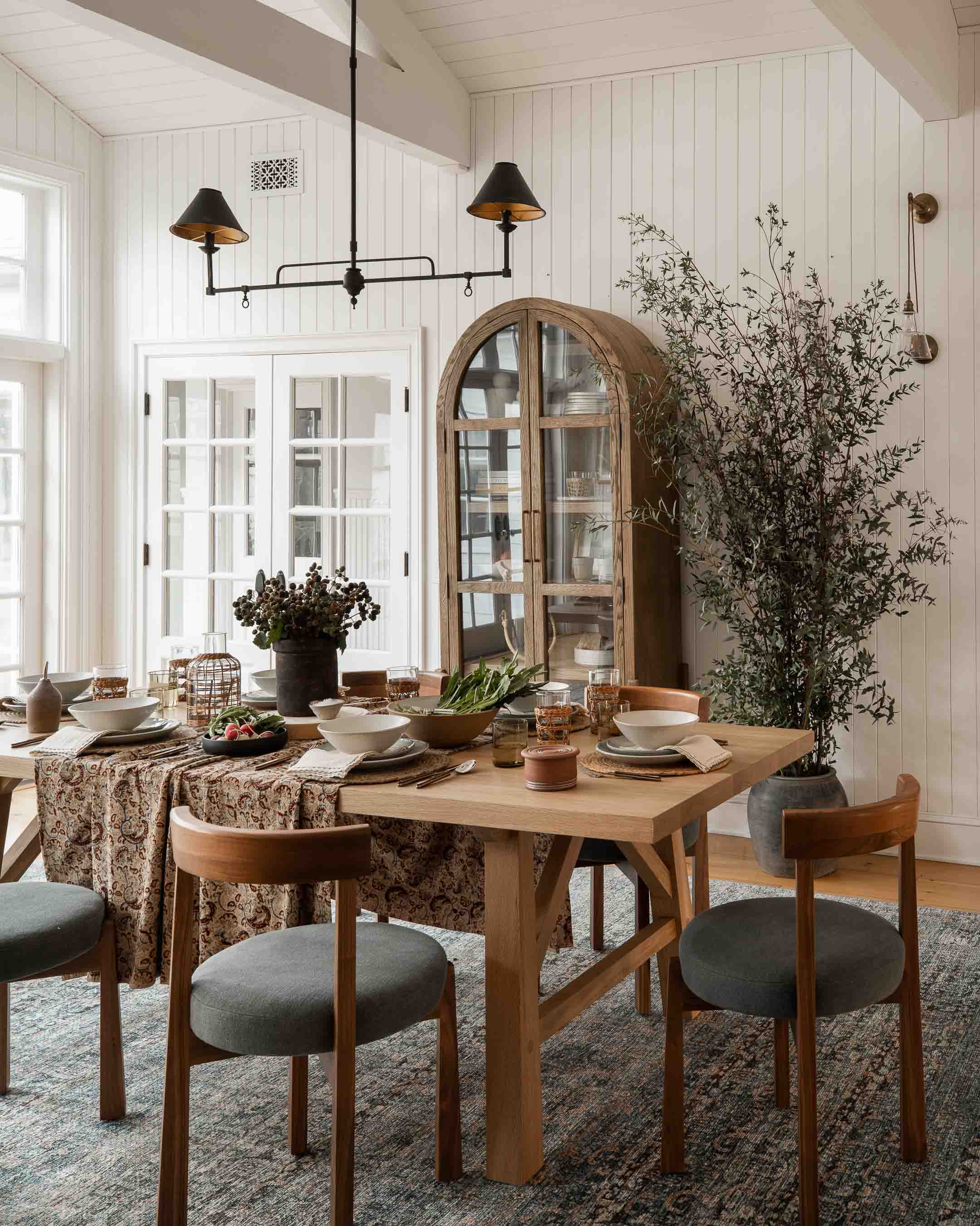 Amber Interiors - Blackburn Chandelier