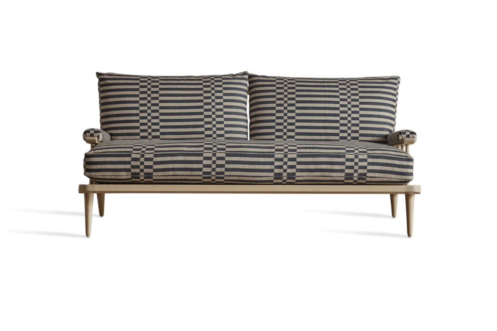 Nicky Kehoe - Spindle Back Viewing Settee