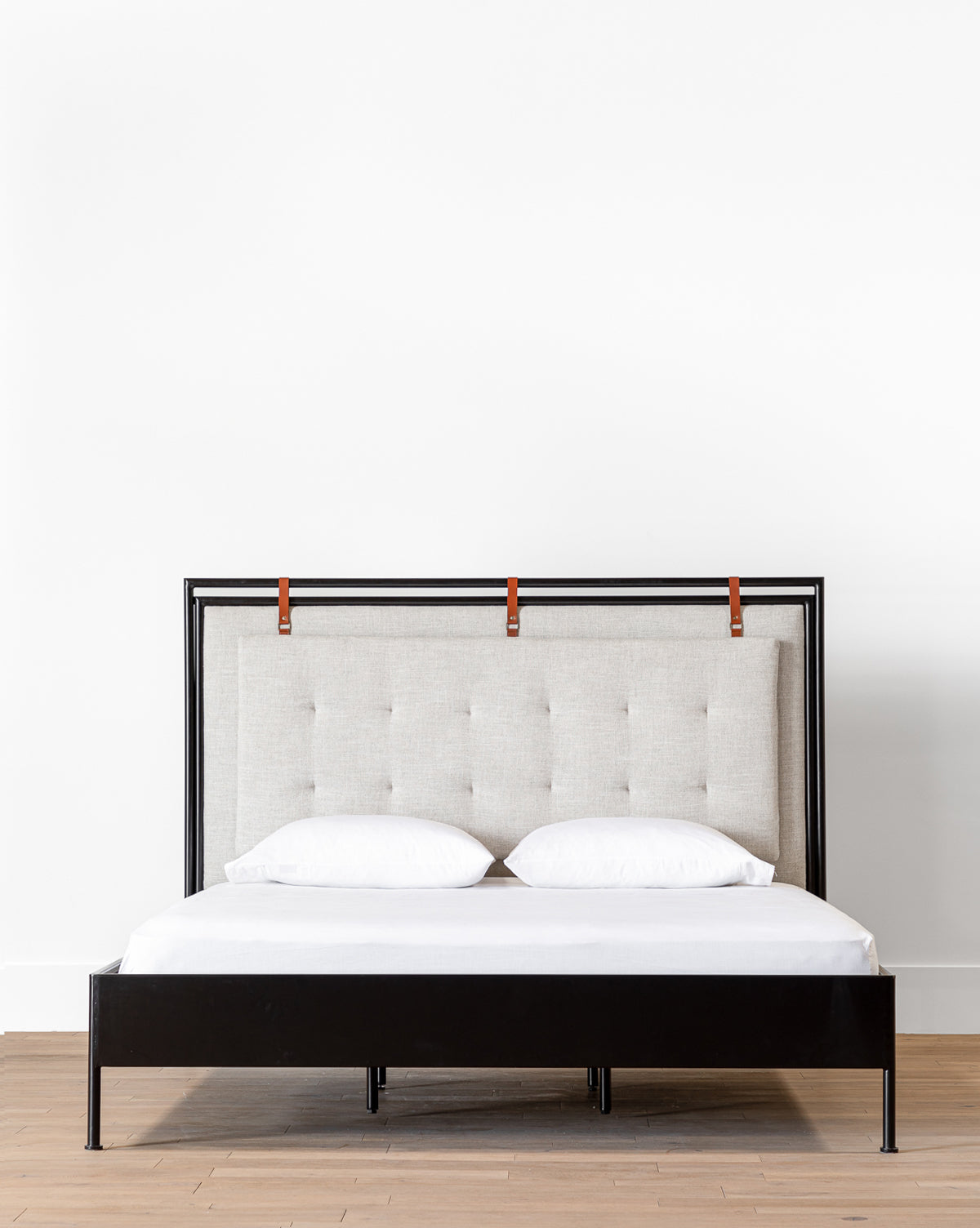 McGee & Co - Sutherland Bed
