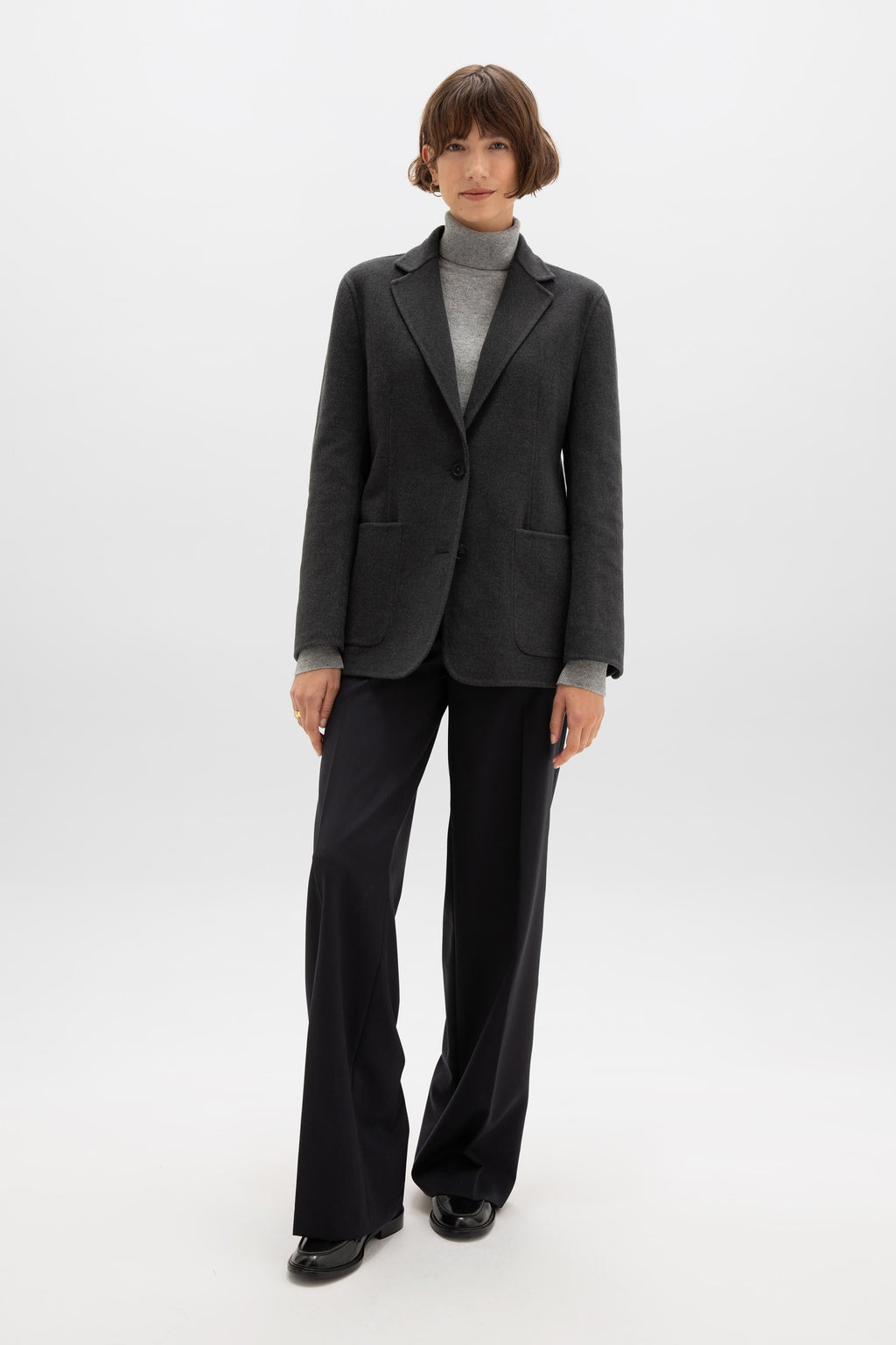 Johnstons of Elgin - Women's Dark Grey Cashmere Blazer