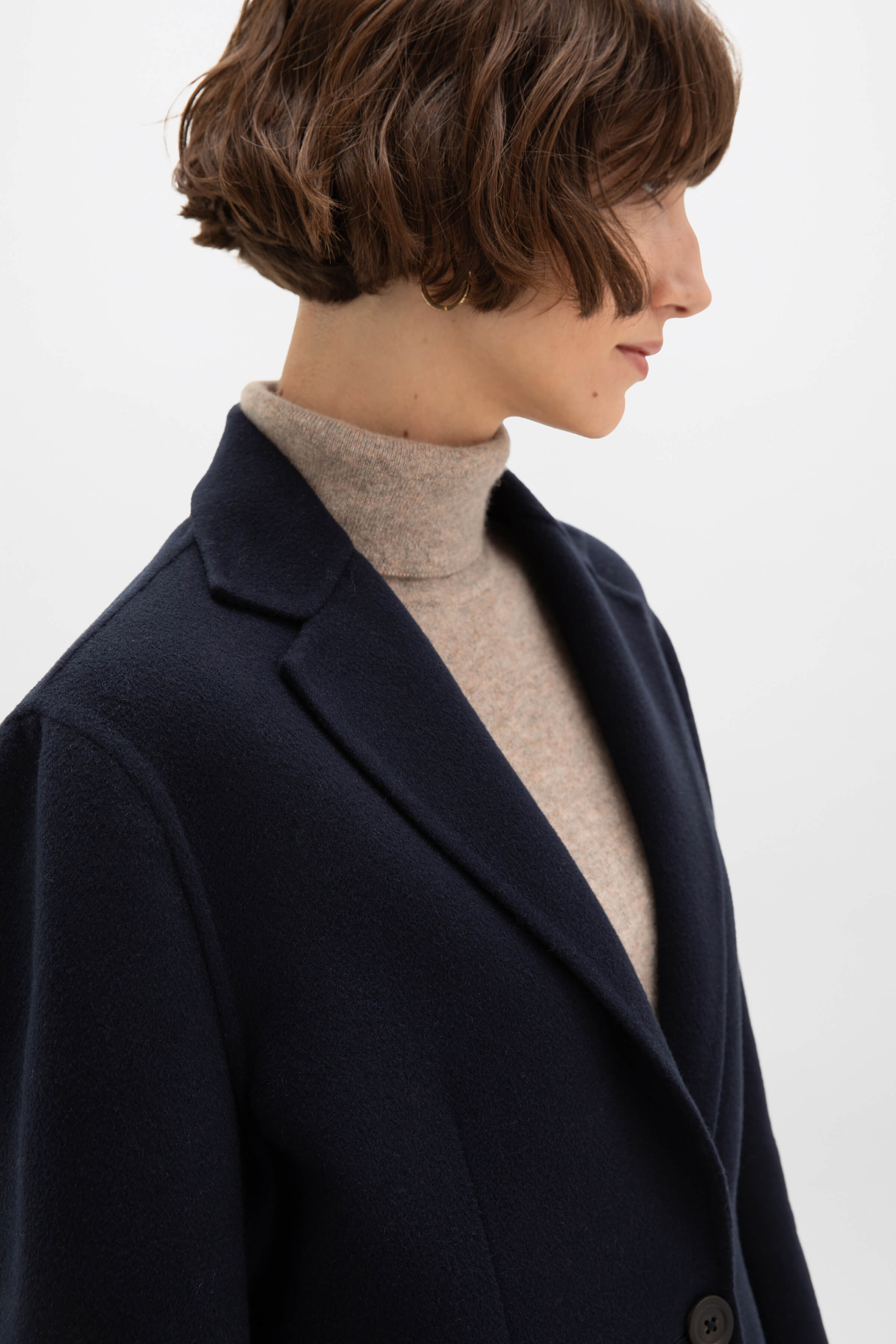 Johnstons of Elgin - Classic Navy Cashmere Blazer