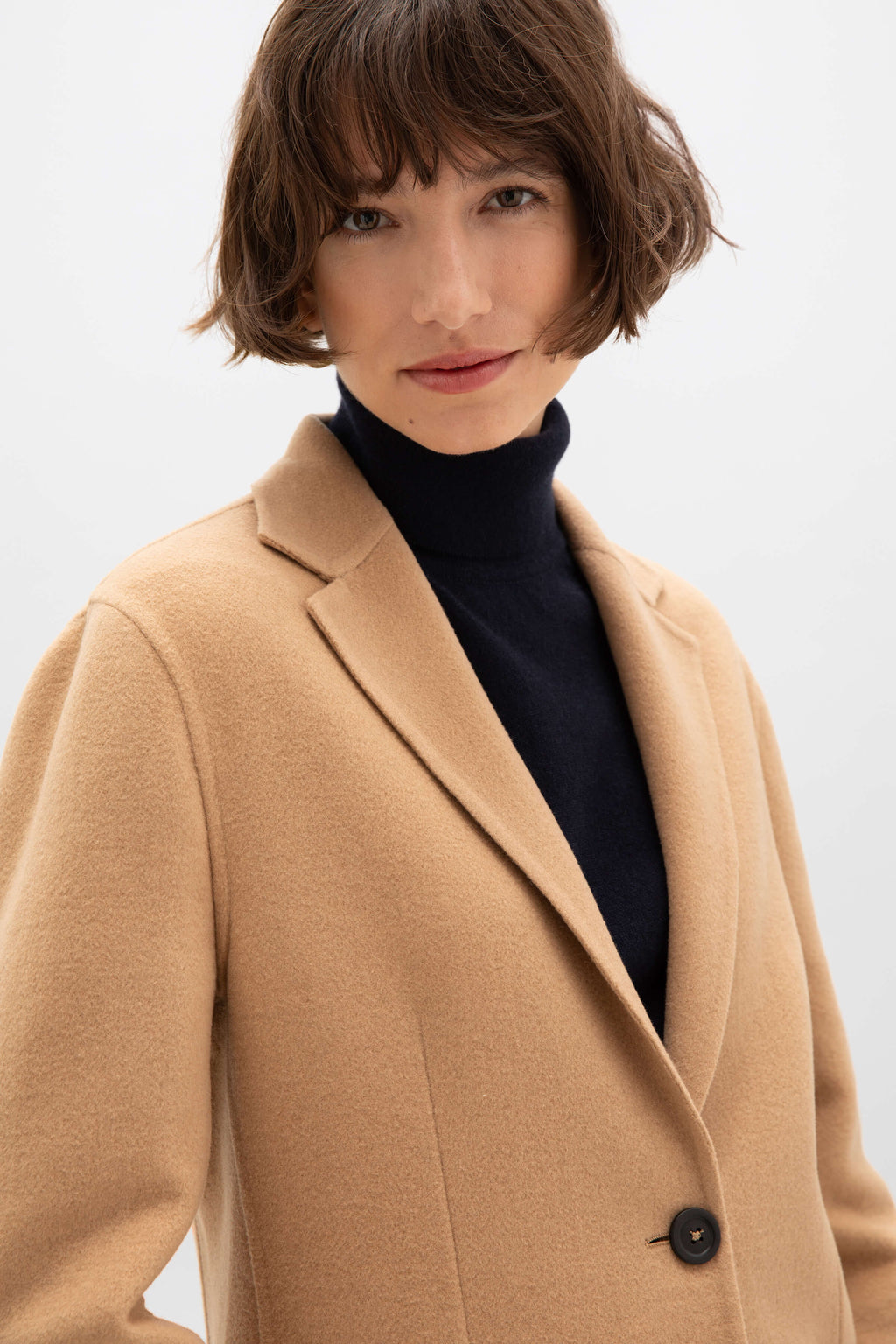 Johnstons of Elgin - Classic Camel Cashmere Blazer