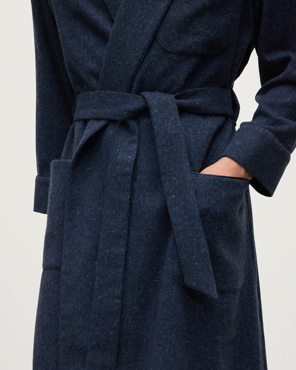 Johnstons of Elgin - Donegal Cashmere Navy Dressing Gown