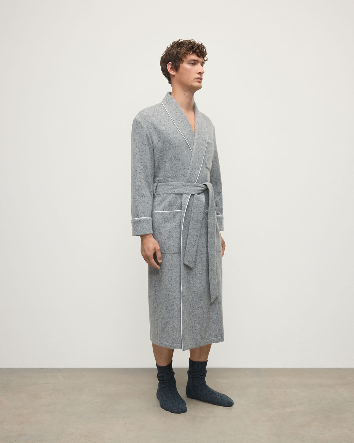 Johnstons of Elgin - Donegal Cashmere Grey Dressing Gown