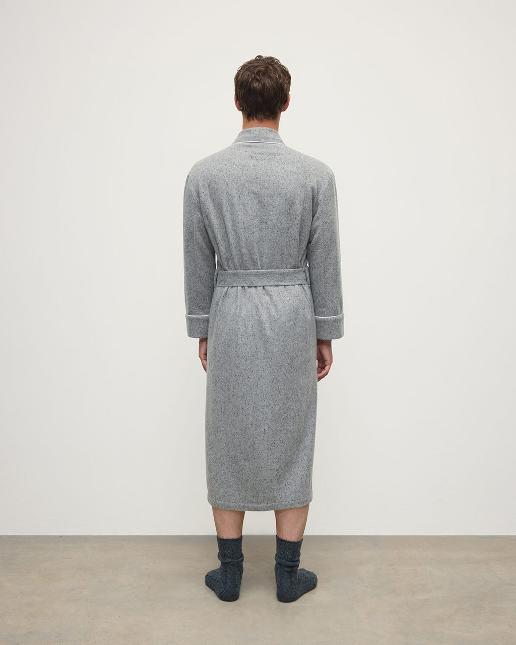 Johnstons of Elgin - Donegal Cashmere Grey Dressing Gown