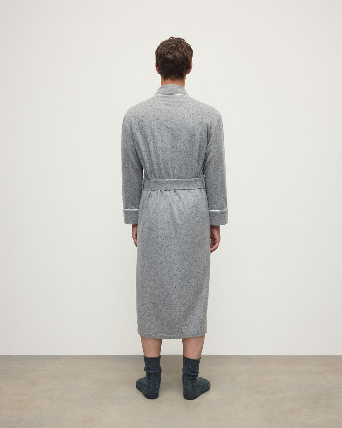 Johnstons of Elgin - Donegal Cashmere Grey Dressing Gown