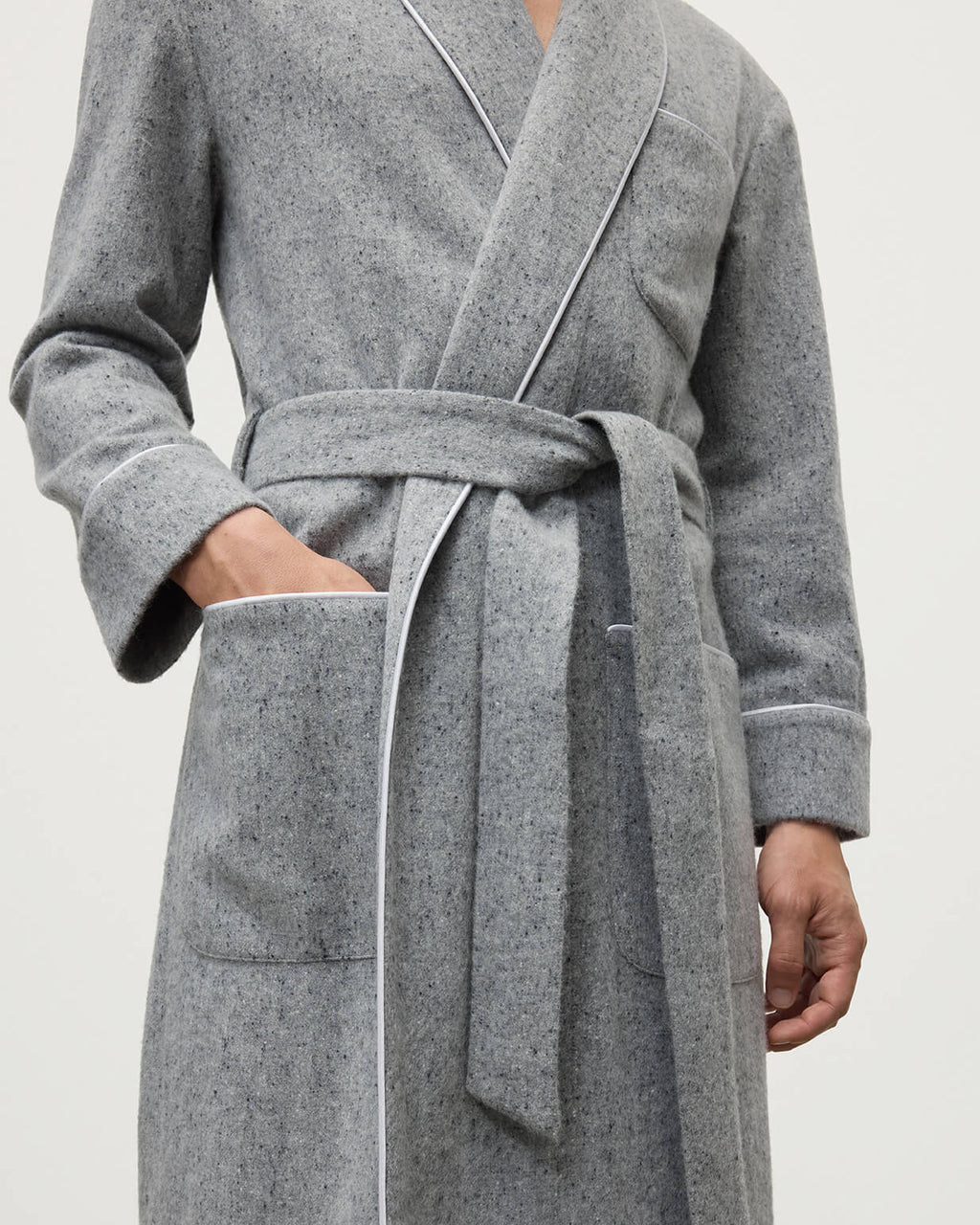Johnstons of Elgin - Donegal Cashmere Grey Dressing Gown