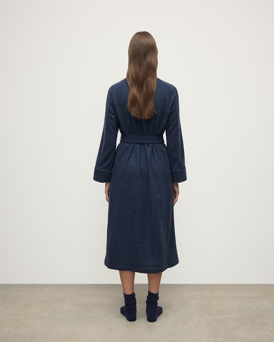 Johnstons of Elgin - Donegal Cashmere Navy Dressing Gown