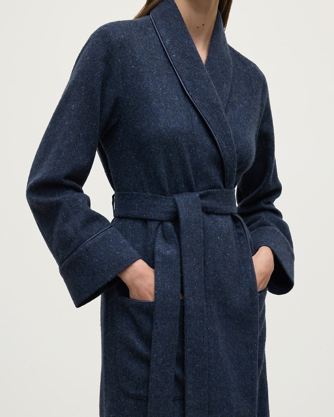 Johnstons of Elgin - Donegal Cashmere Navy Dressing Gown
