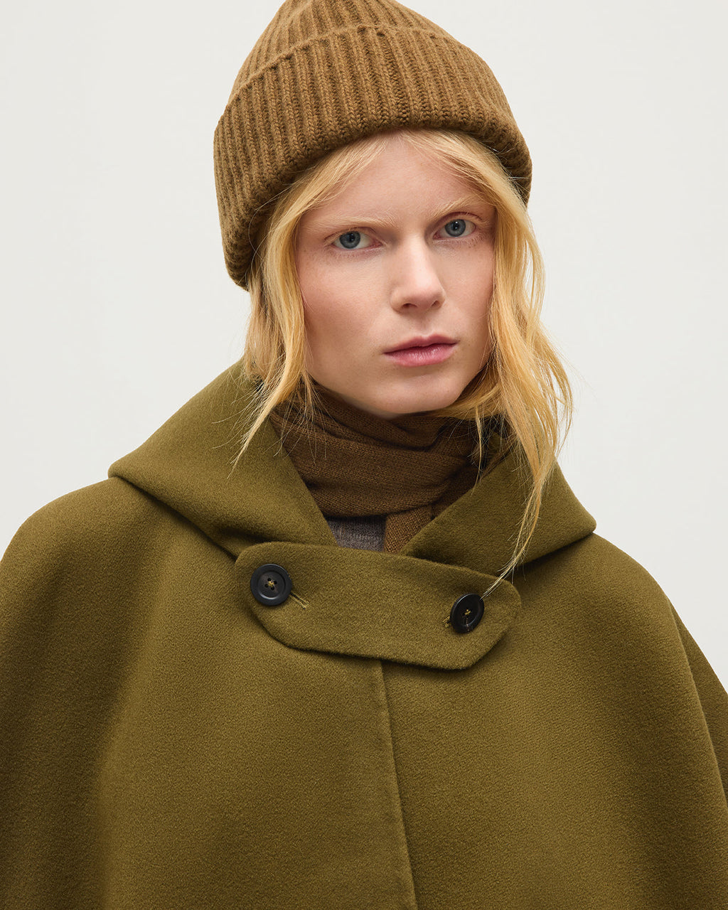 Johnstons of Elgin - Hoolie Olive Green Hooded Cashmere Cape