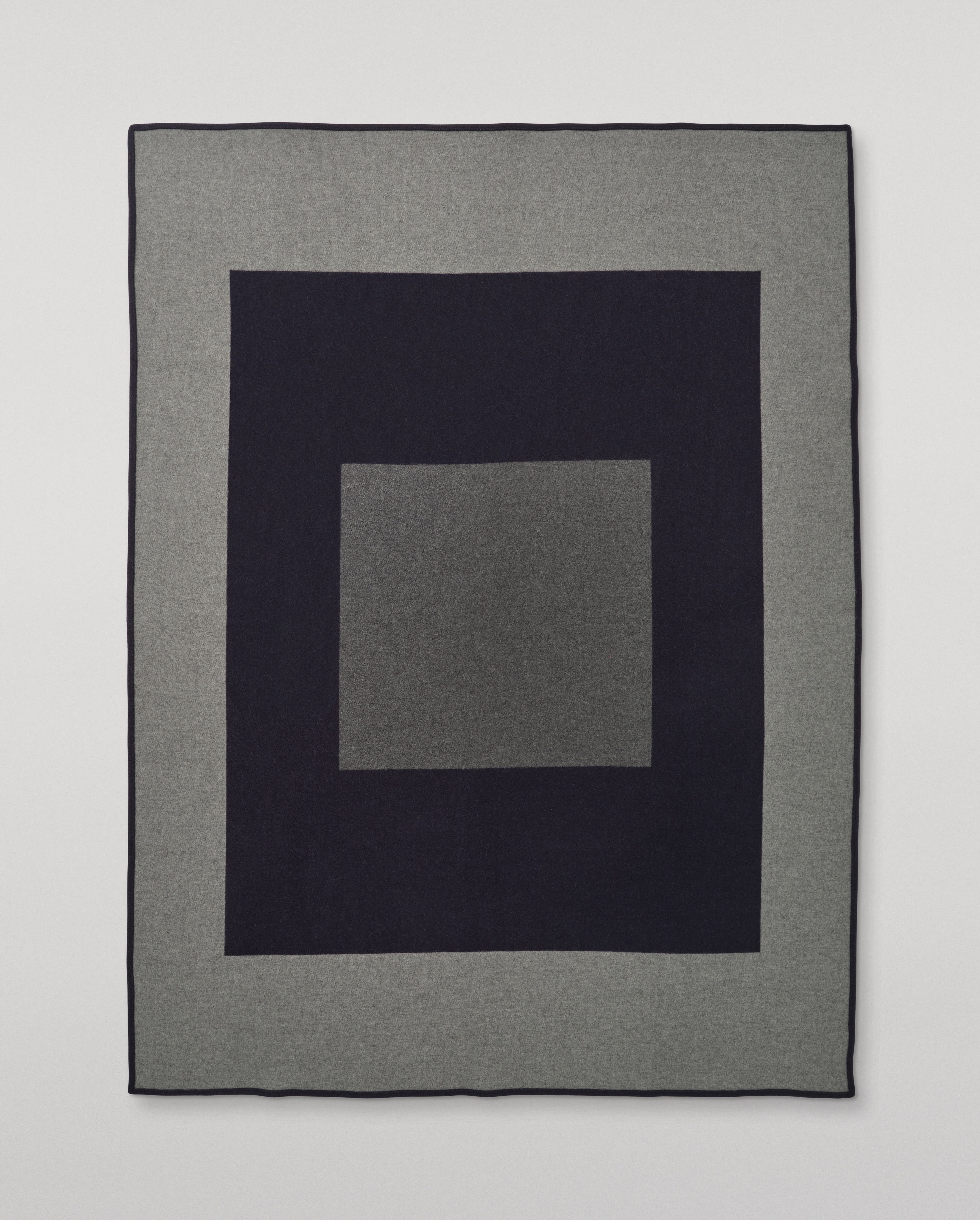 Johnstons of Elgin - Art Geometric Navy & Grey Cashmere Throw