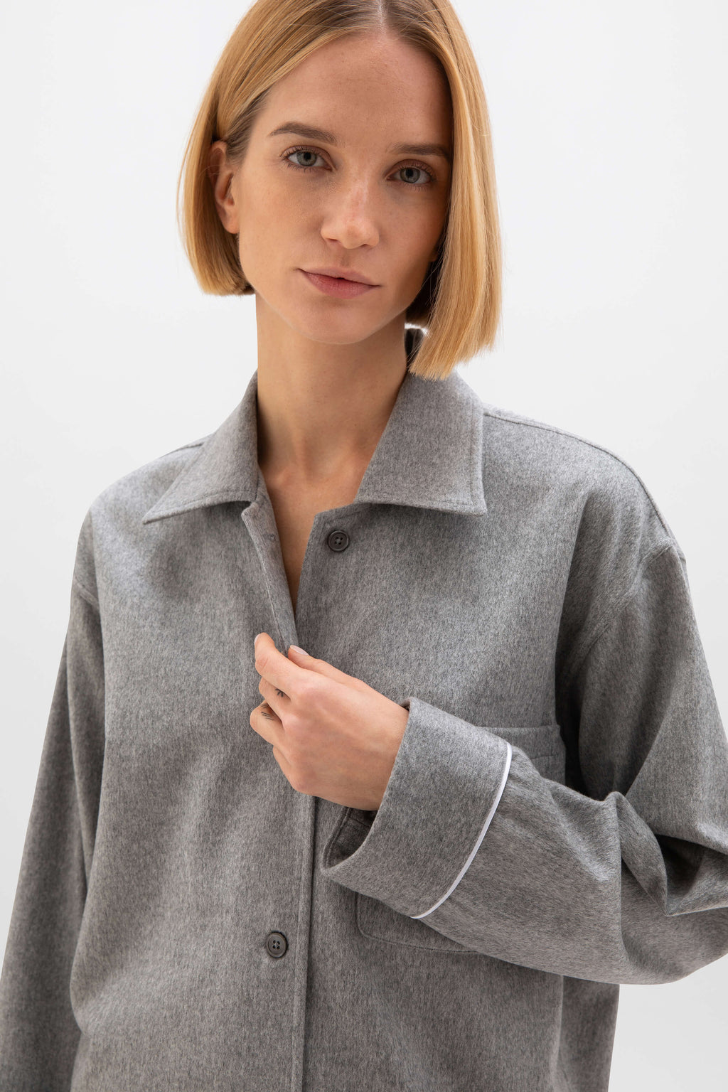 Johnstons of Elgin - Light Grey Cashmere Pyjama Lounge Set