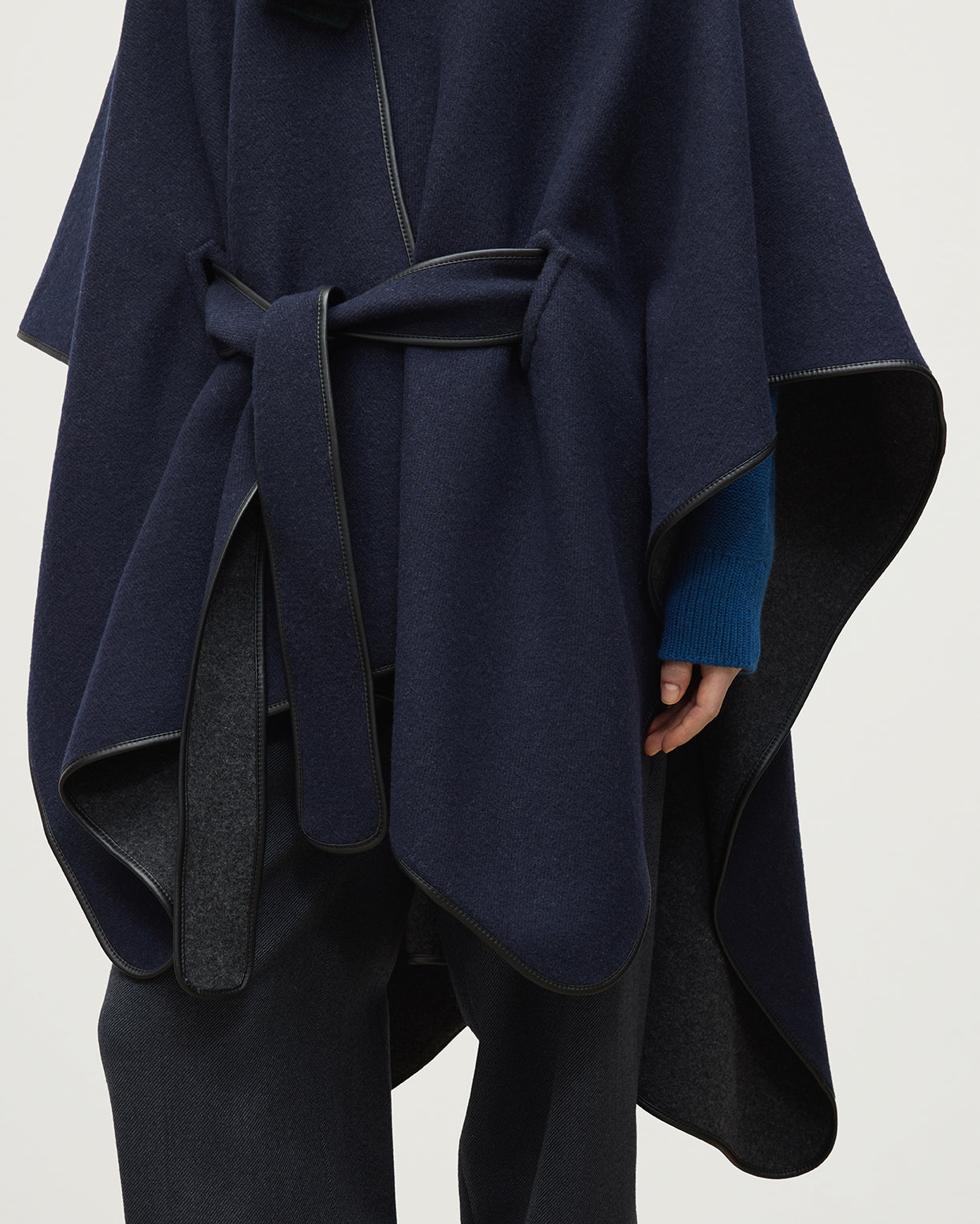 Johnstons of Elgin - Charcoal Belted Cape with Leather Binding