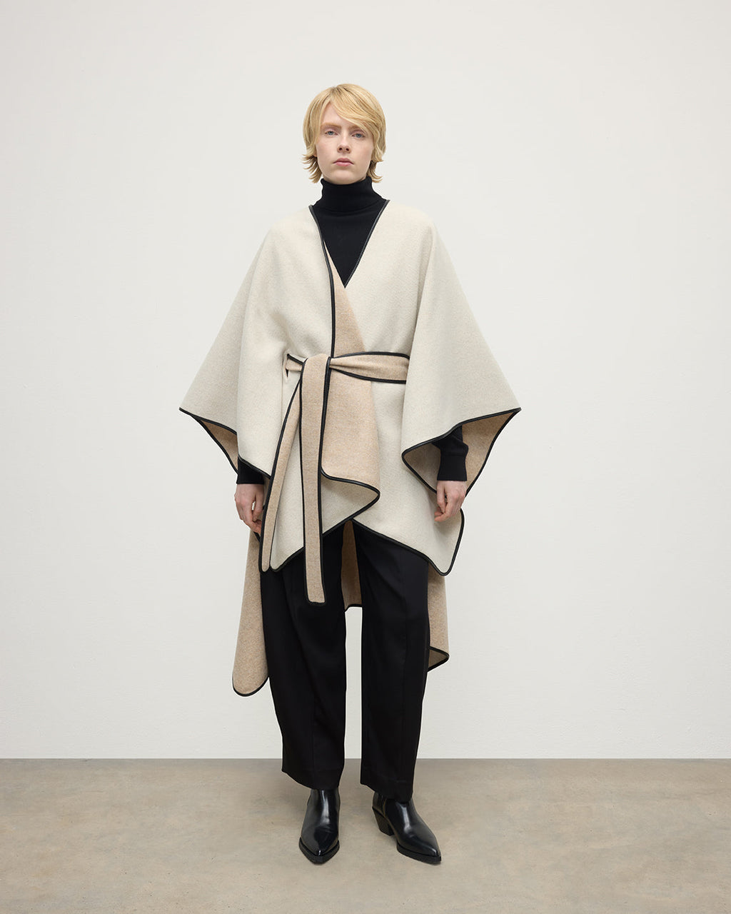 Johnstons of Elgin - Belted Cream Wool & Cashmere Cape