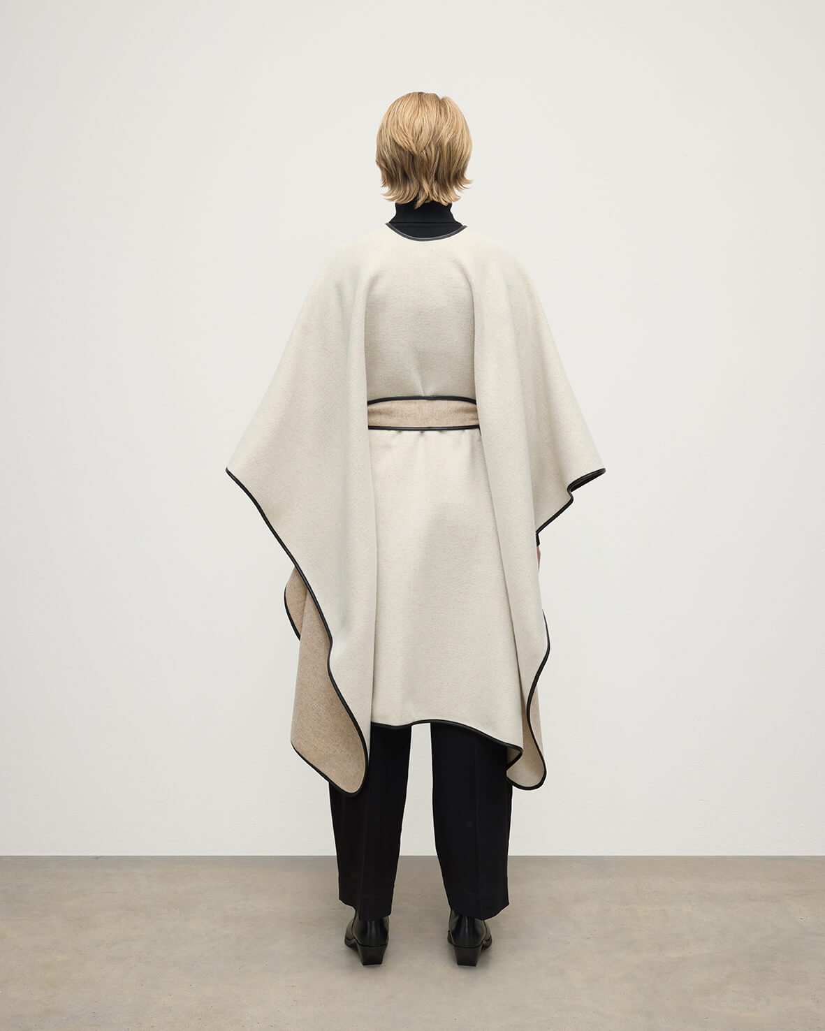 Johnstons of Elgin - Belted Cream Wool & Cashmere Cape