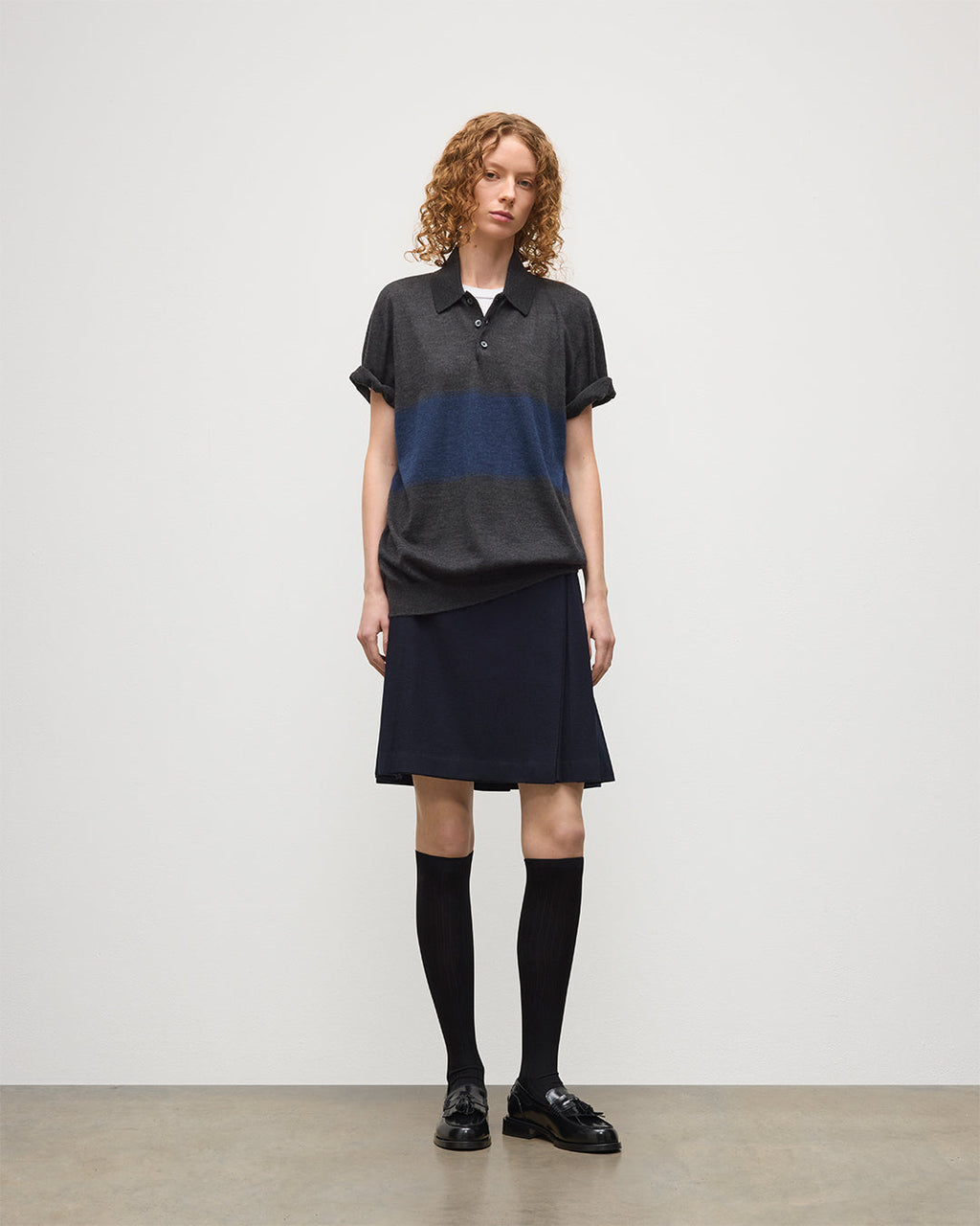 Johnstons of Elgin - Le Kilt | Johnstons of Elgin Navy Kilt