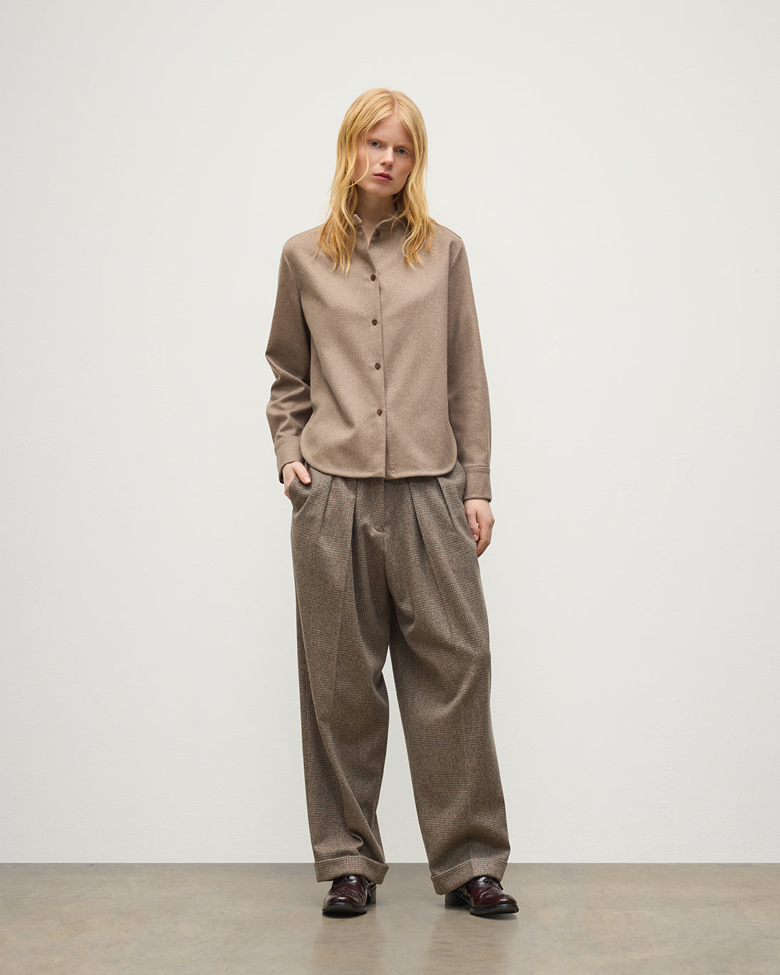 Johnstons of Elgin - Etain Natural Shirt