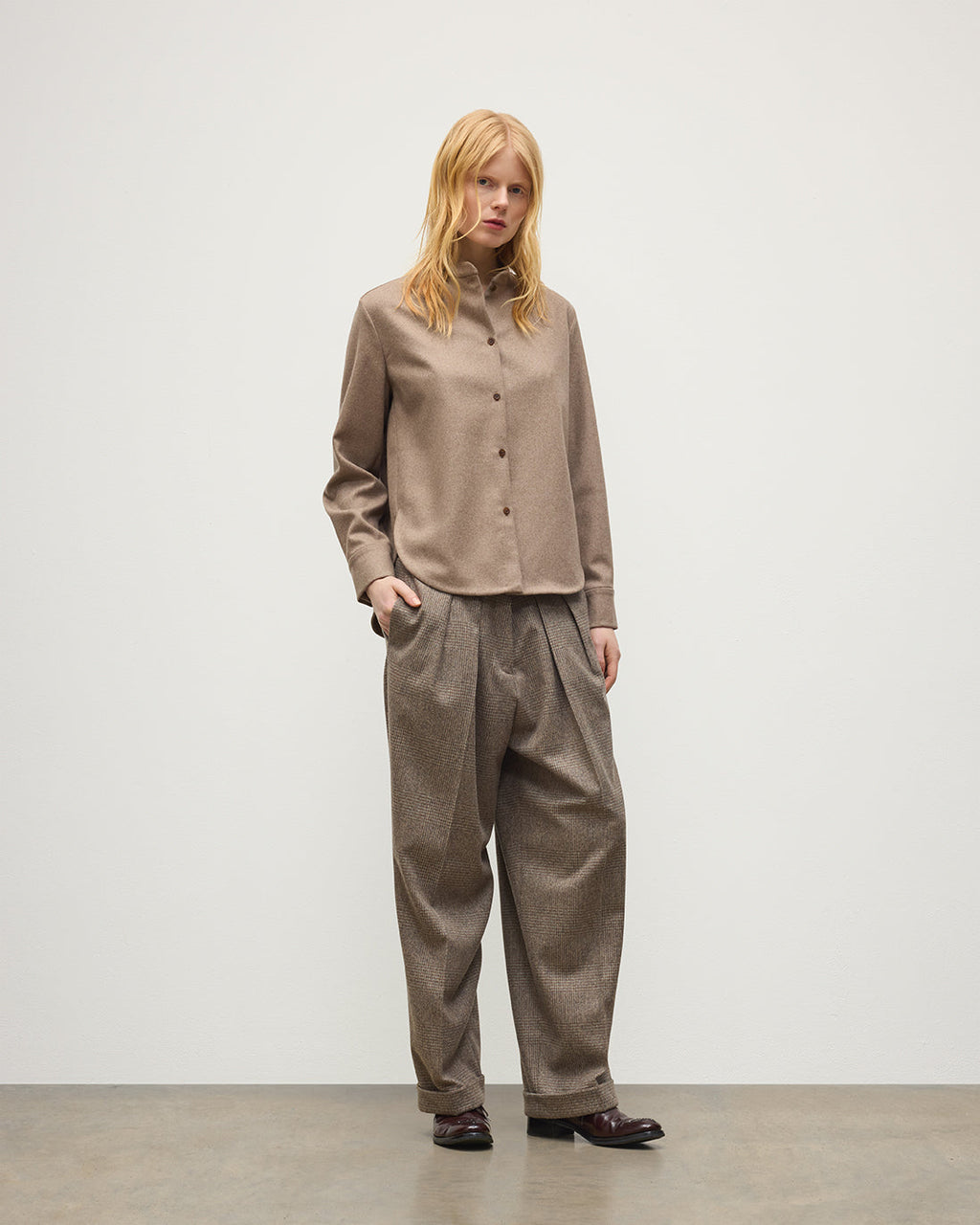 Johnstons of Elgin - Etain Natural Shirt
