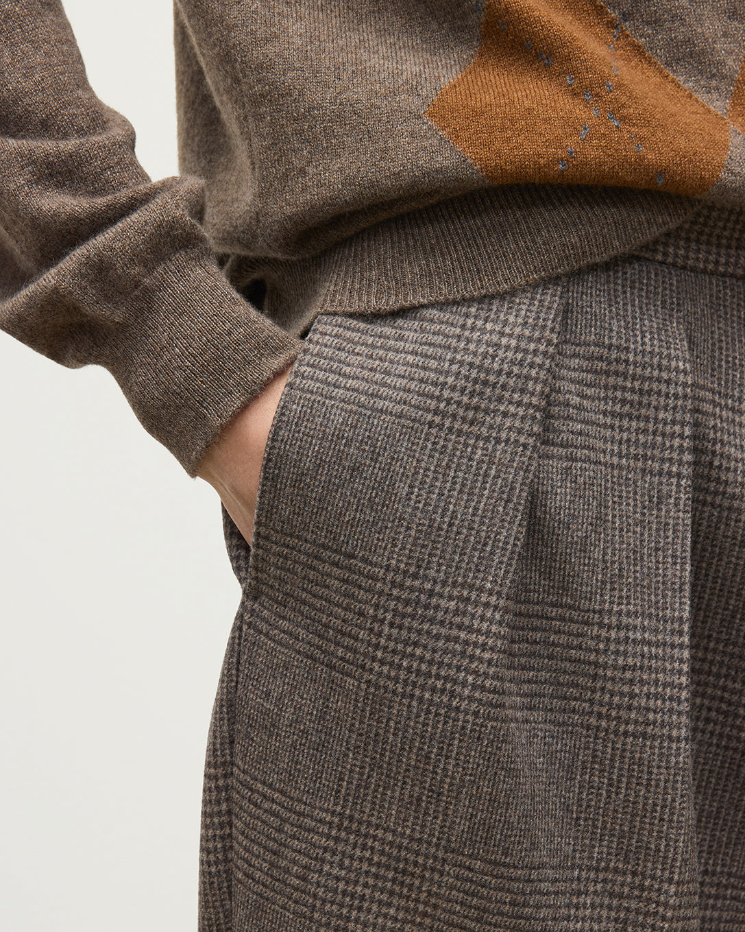 Johnstons of Elgin - Traquair Glen Urquhart Check Trousers