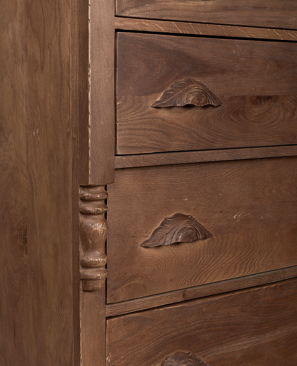 Olive Ateliers - Sutton Chest of Drawers