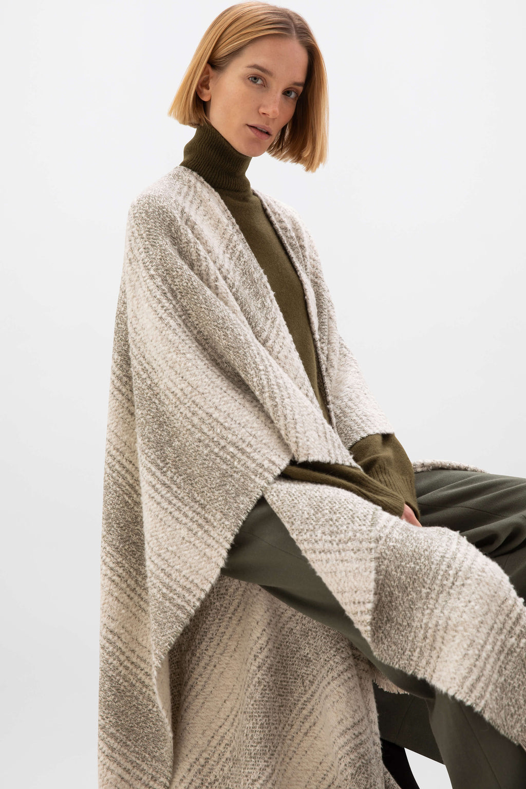 Johnstons of Elgin - Textural Ombré Cape