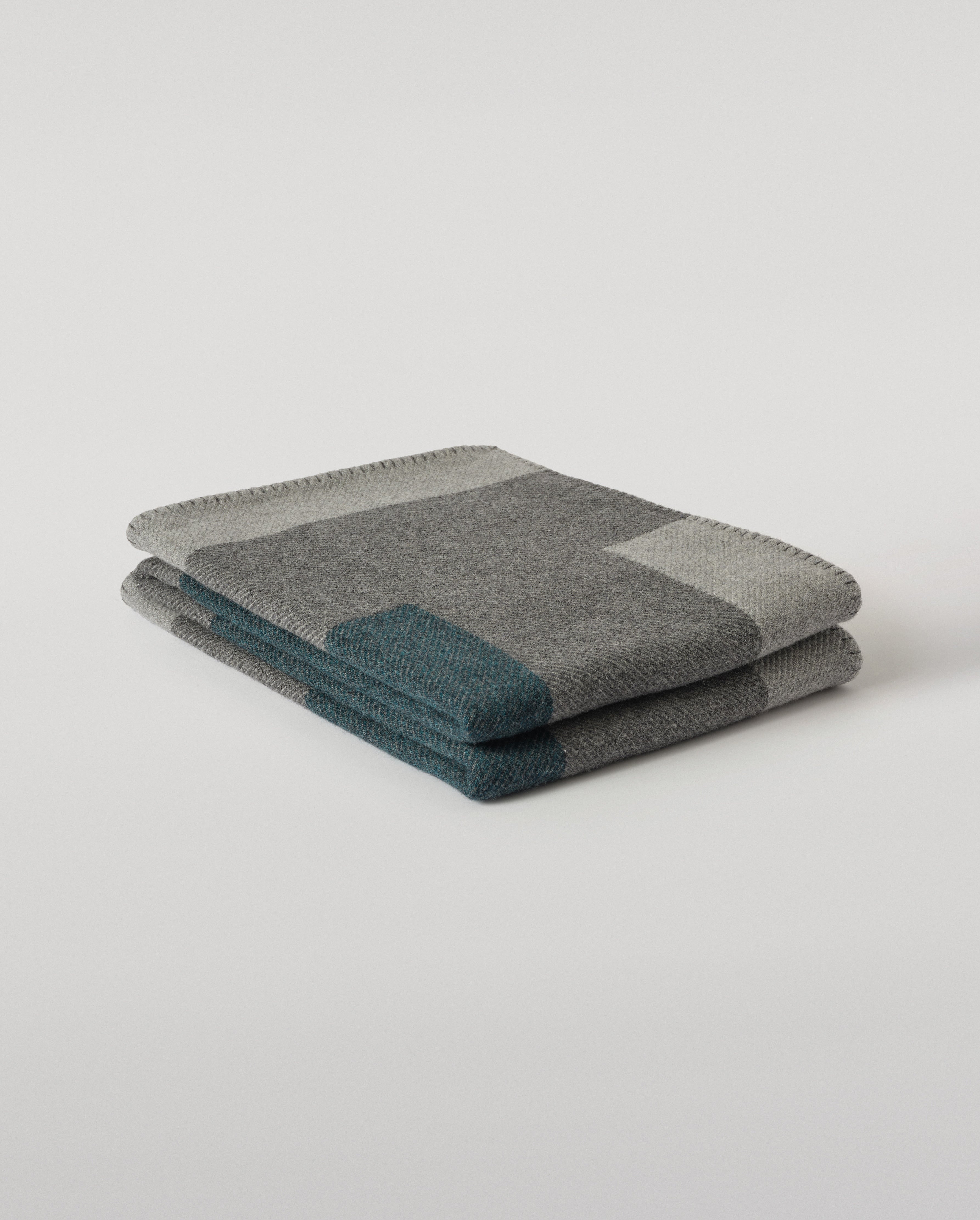 Johnstons of Elgin - Grey & Green Geometric Throw