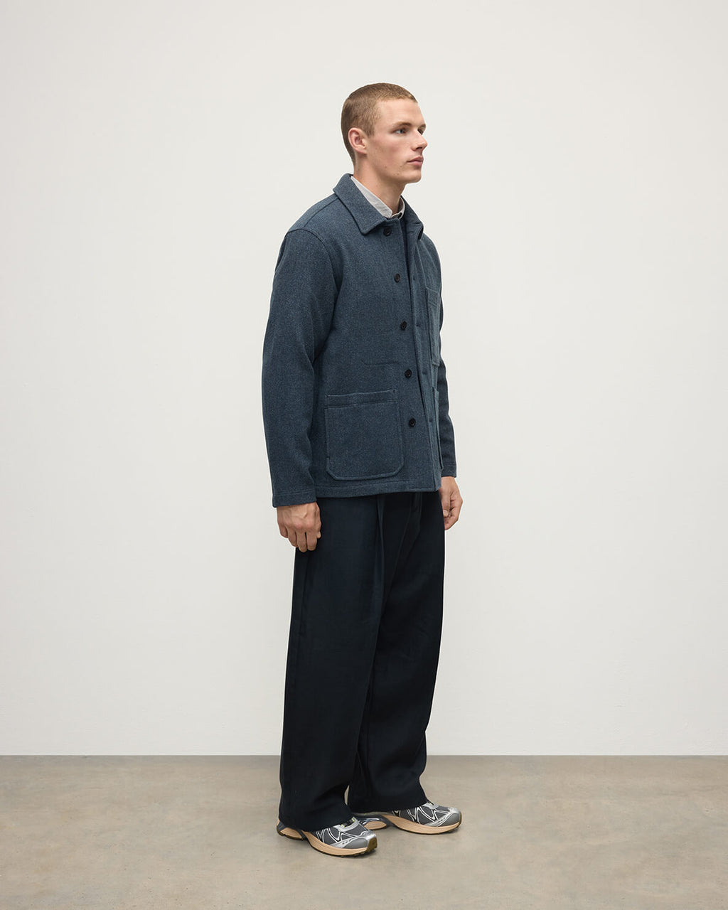 Johnstons of Elgin - The Weavers Jacket | Navy Hairline