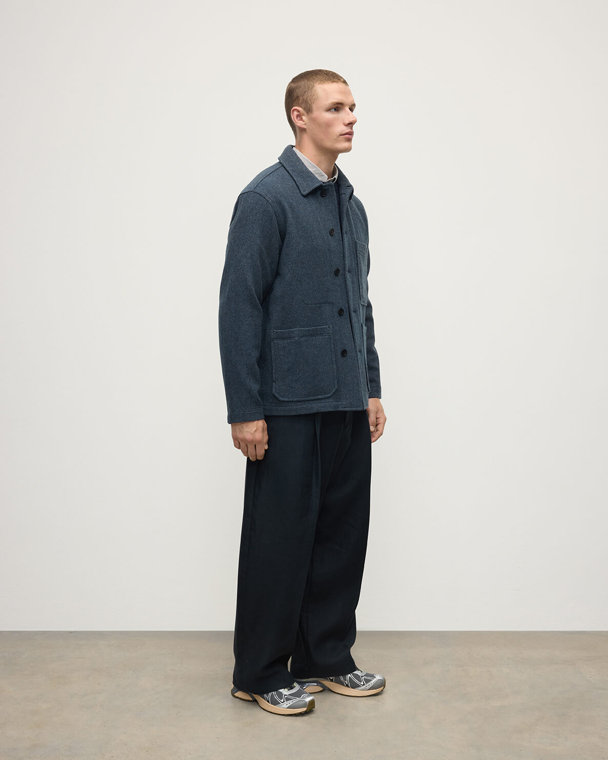 Johnstons of Elgin - The Weavers Jacket | Navy Hairline