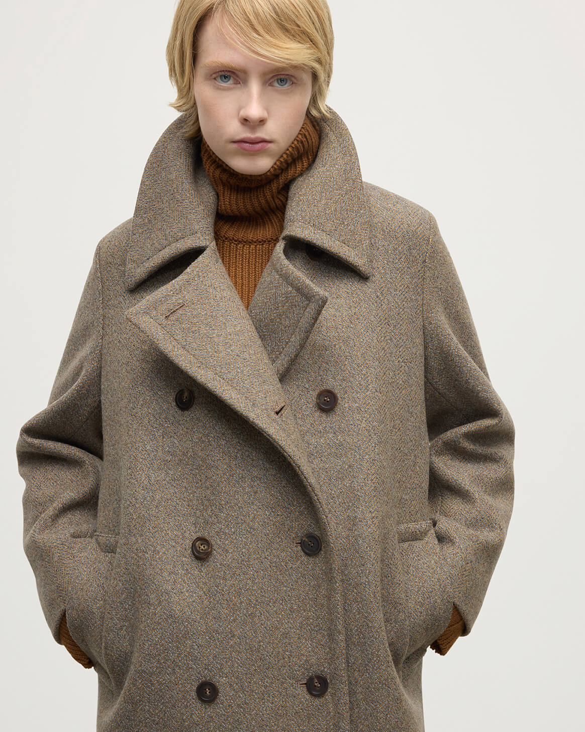 Johnstons of Elgin - The Great Coat in Brown