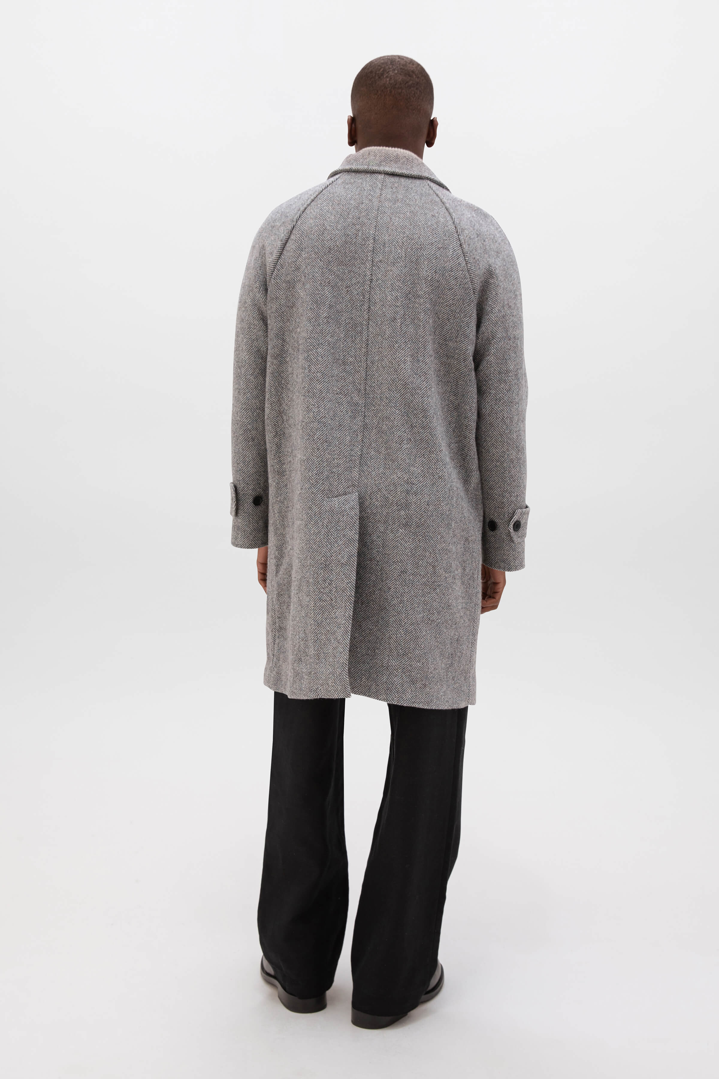 Johnstons of Elgin - 'The Balmacaan' Men's Coat | Storm