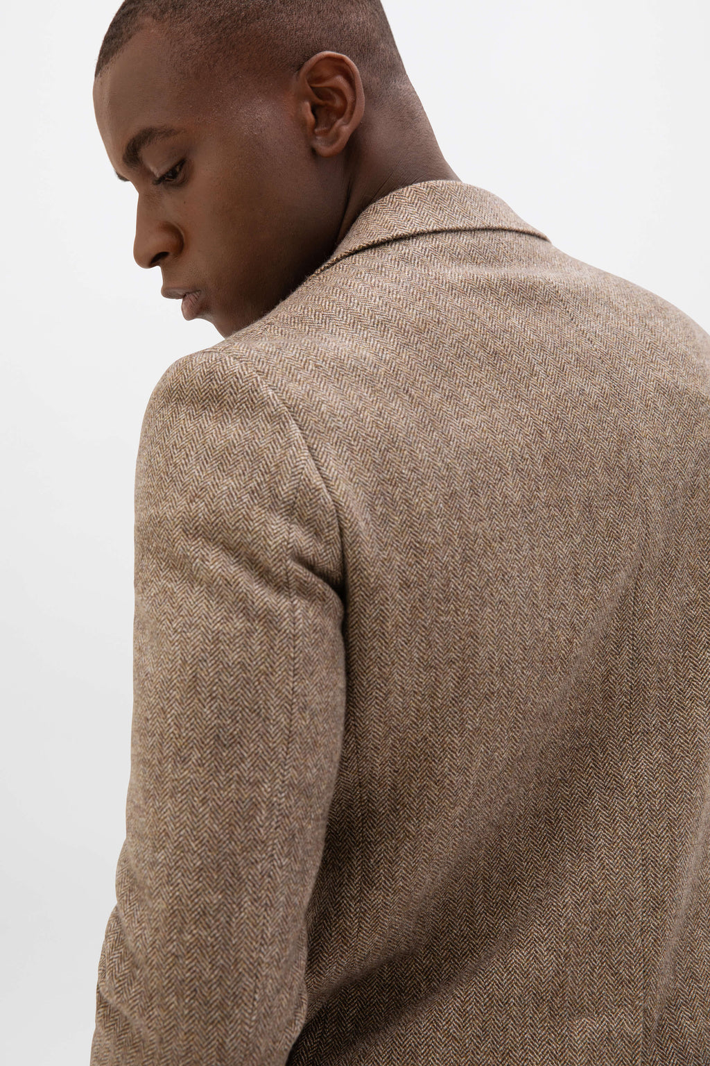 Johnstons of Elgin - Brown Herringbone Tweed Jacket