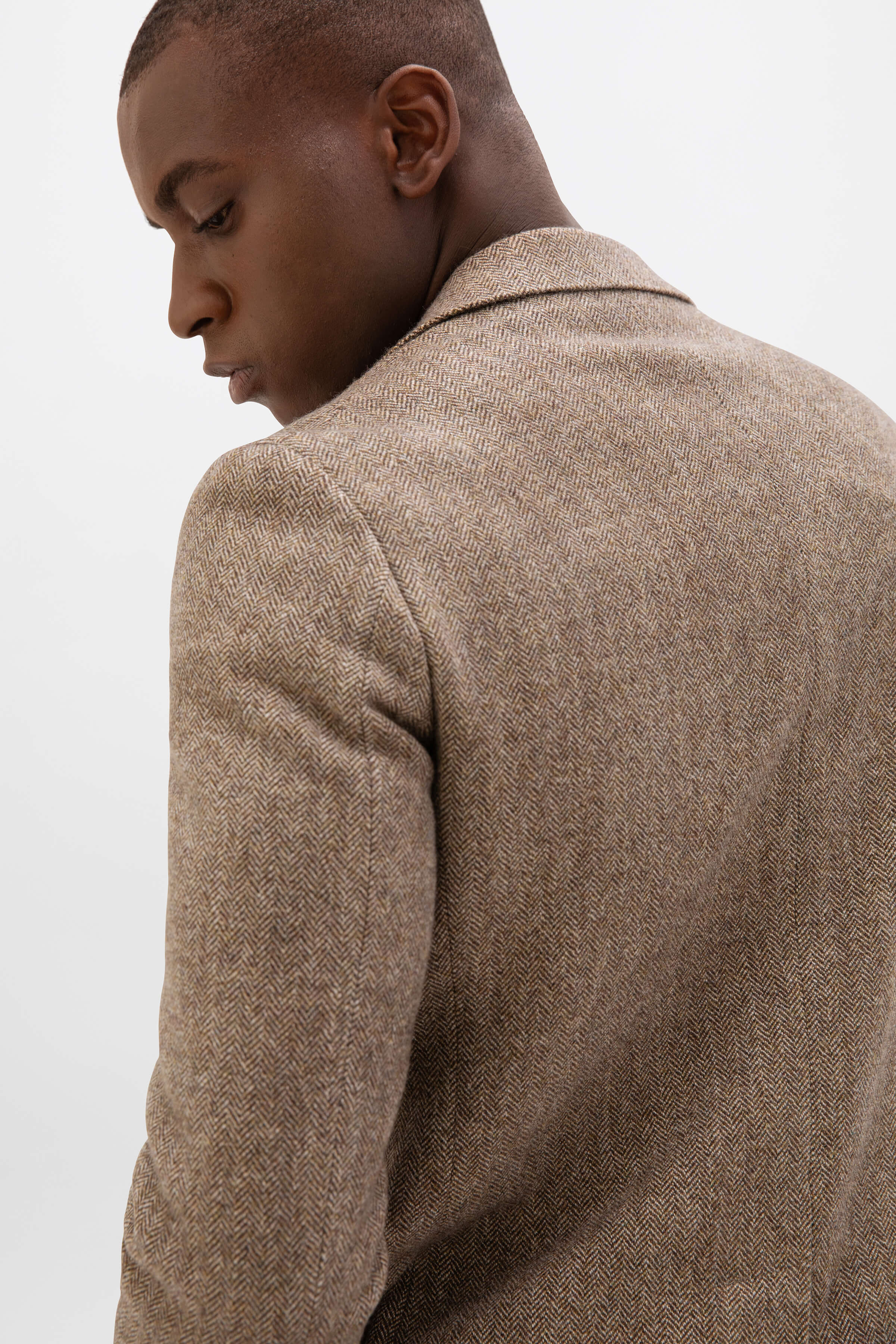 Johnstons of Elgin - Brown Herringbone Tweed Jacket