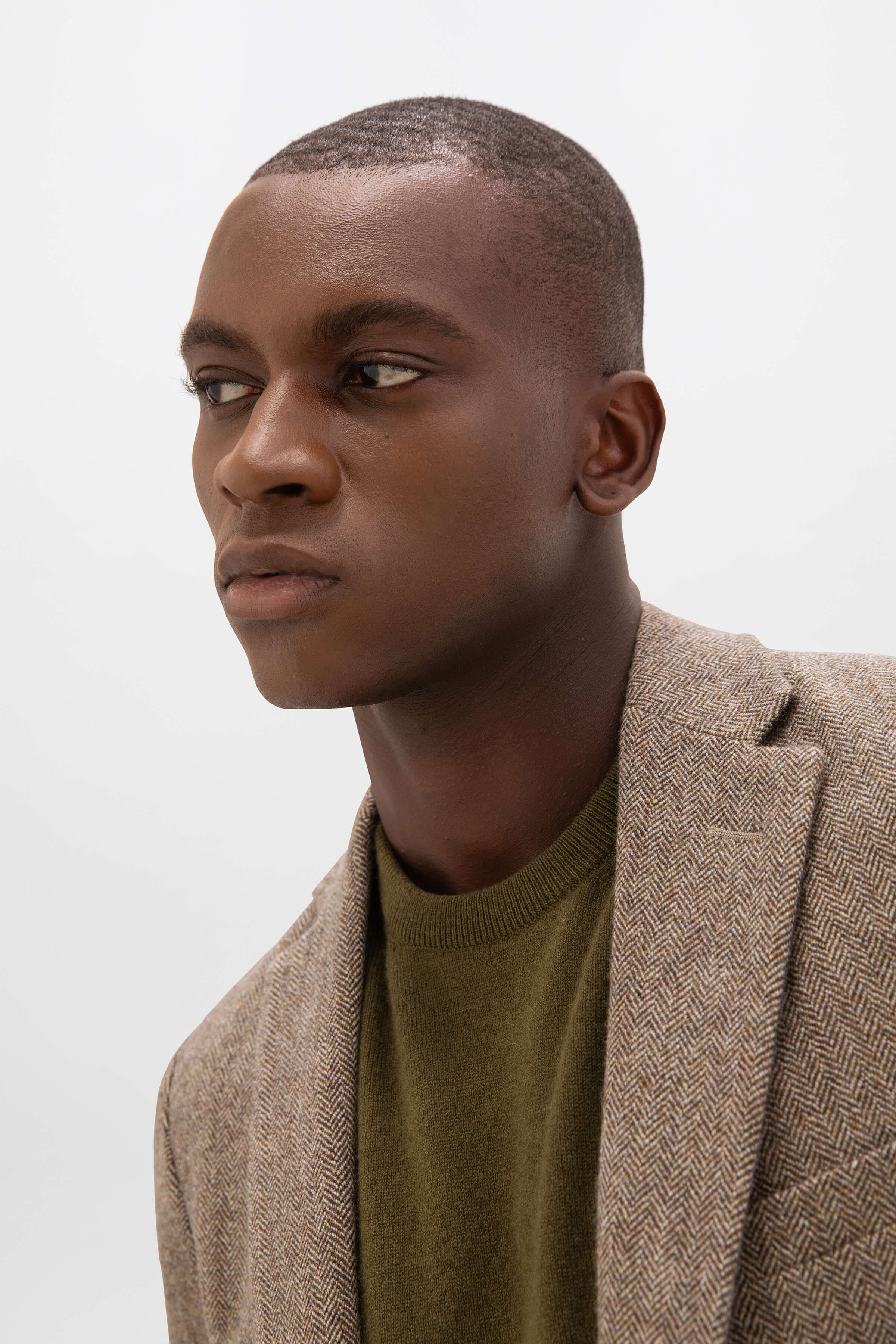 Johnstons of Elgin - Brown Herringbone Tweed Jacket