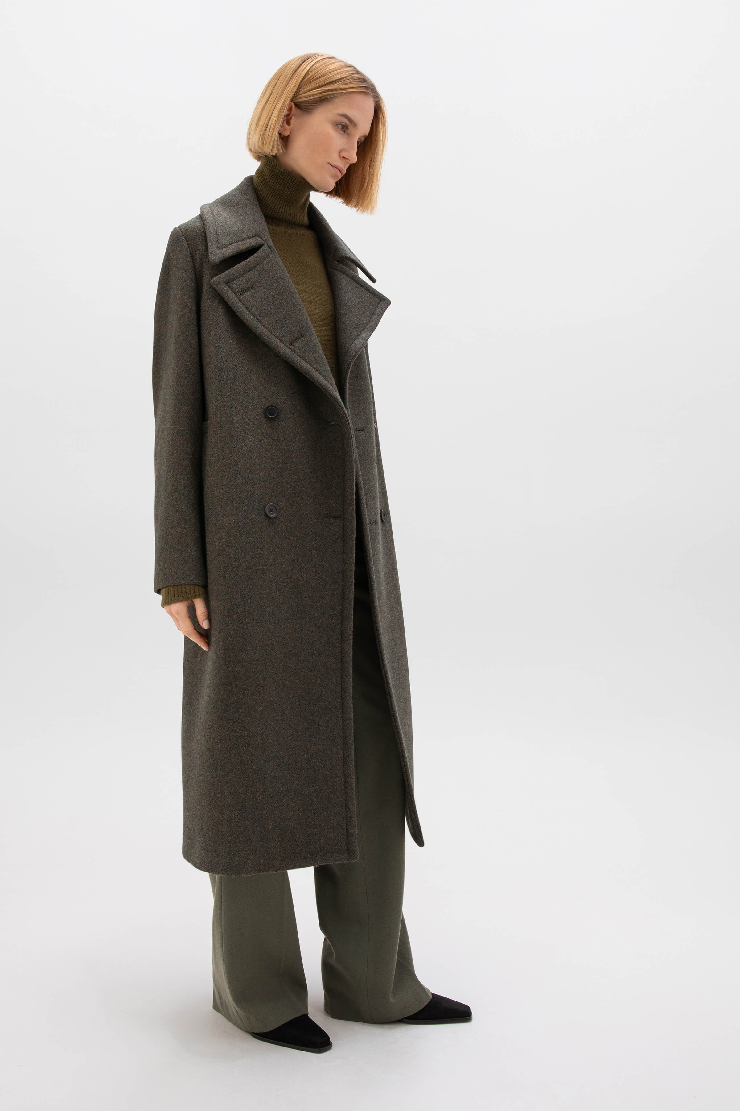 Johnstons of Elgin - The Great Coat